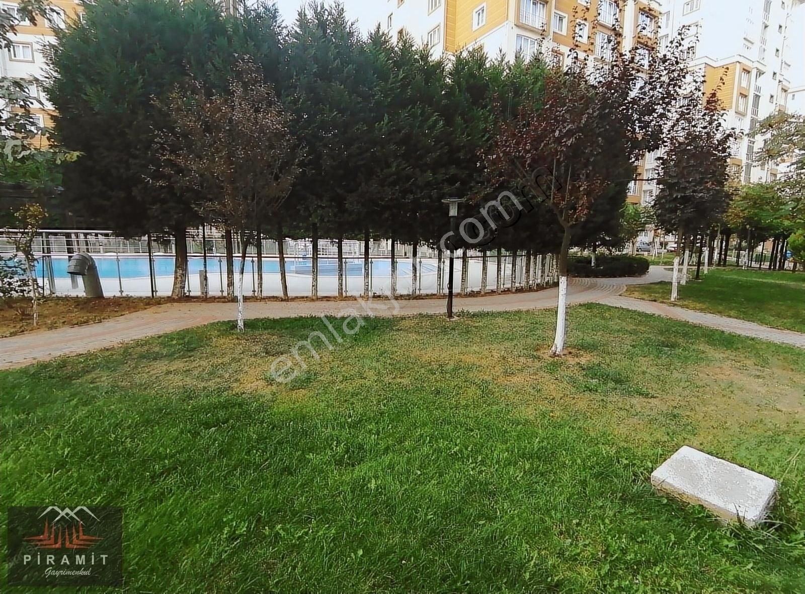 Çorlu Esentepe Satılık Daire Çorlu Ergene Vadisi Sitesi Satılık 1+1