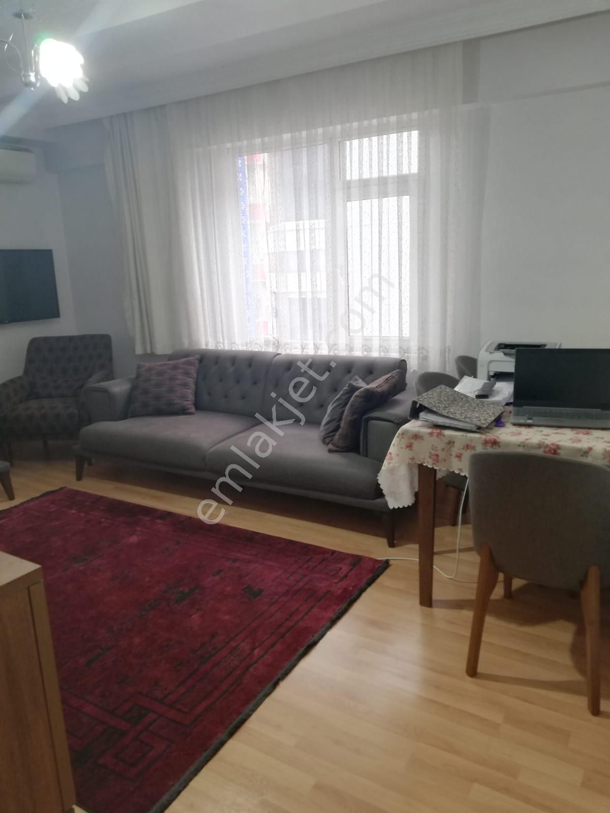 Esenler Menderes Satılık Daire AVRUPA EMLAK TAN MENDERES MH 110M²3+1 2.KAT,ASANSÖR,KREDİYE UYGUN,23 YAŞI,DEPREM SONRASI,METRO YAKIN