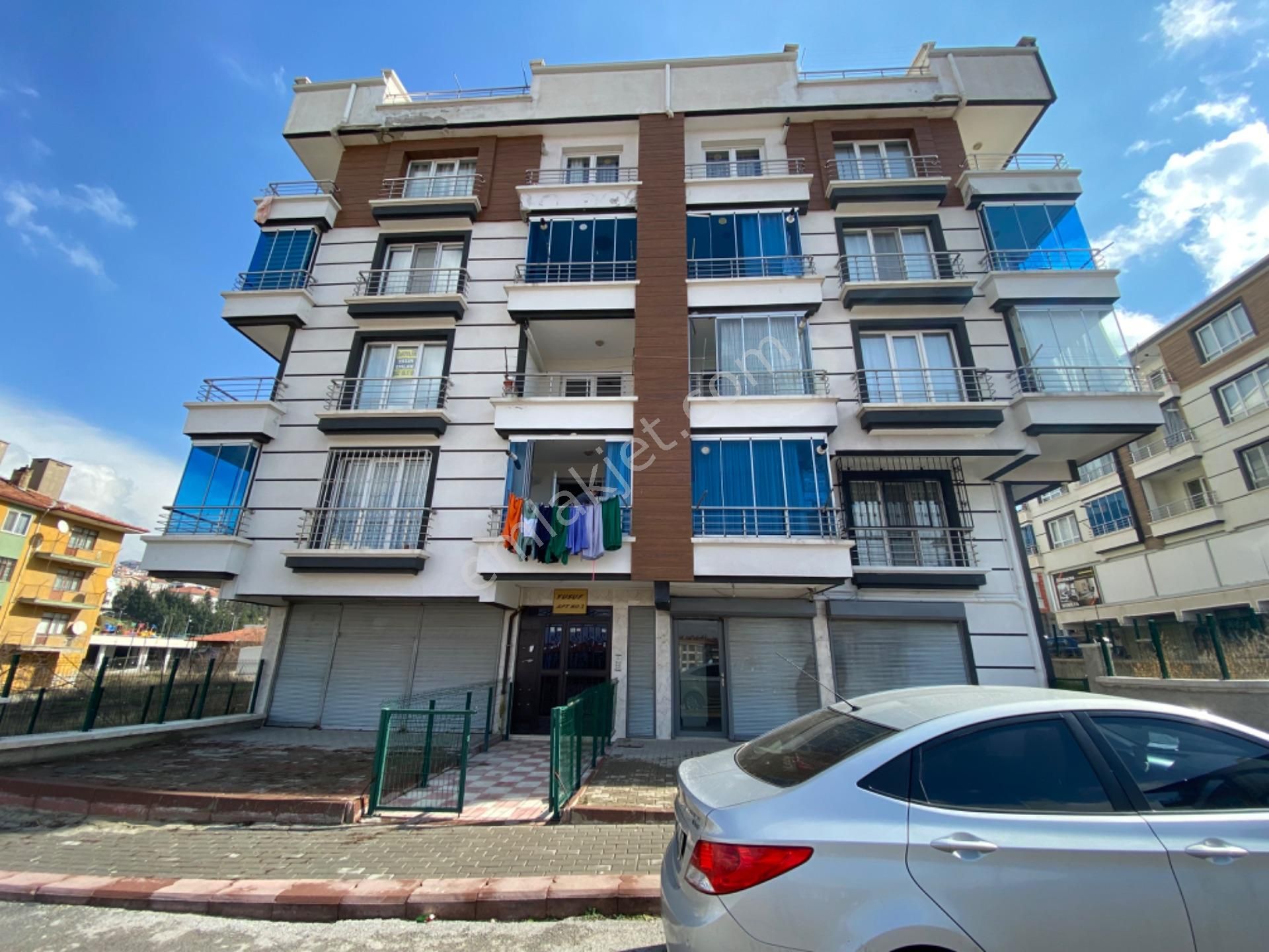 Battalgazi̇ mah. 3+1 2.katta asansörlü full yapili cadde yakini satilik dai̇re