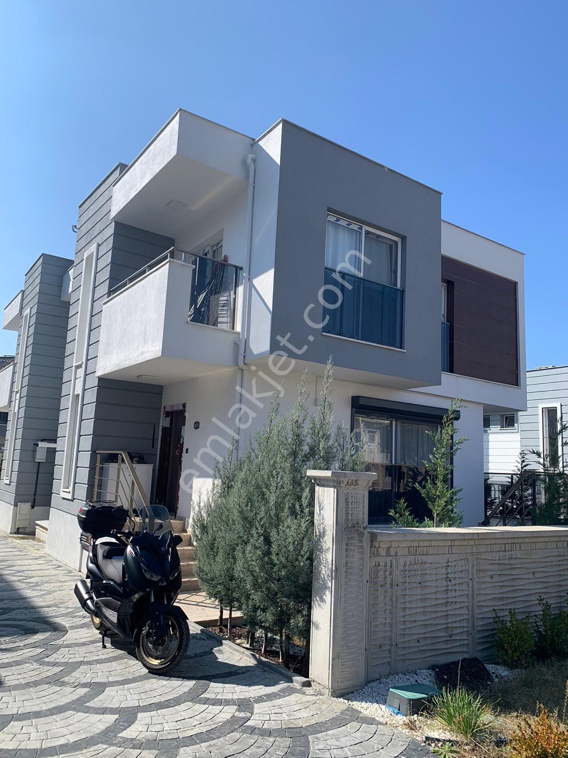 Söke Konak Satılık Villa SEO’dan VİLLA MİNA Sitesinde 6+1 SATILIK TRİPLEX VİLLA