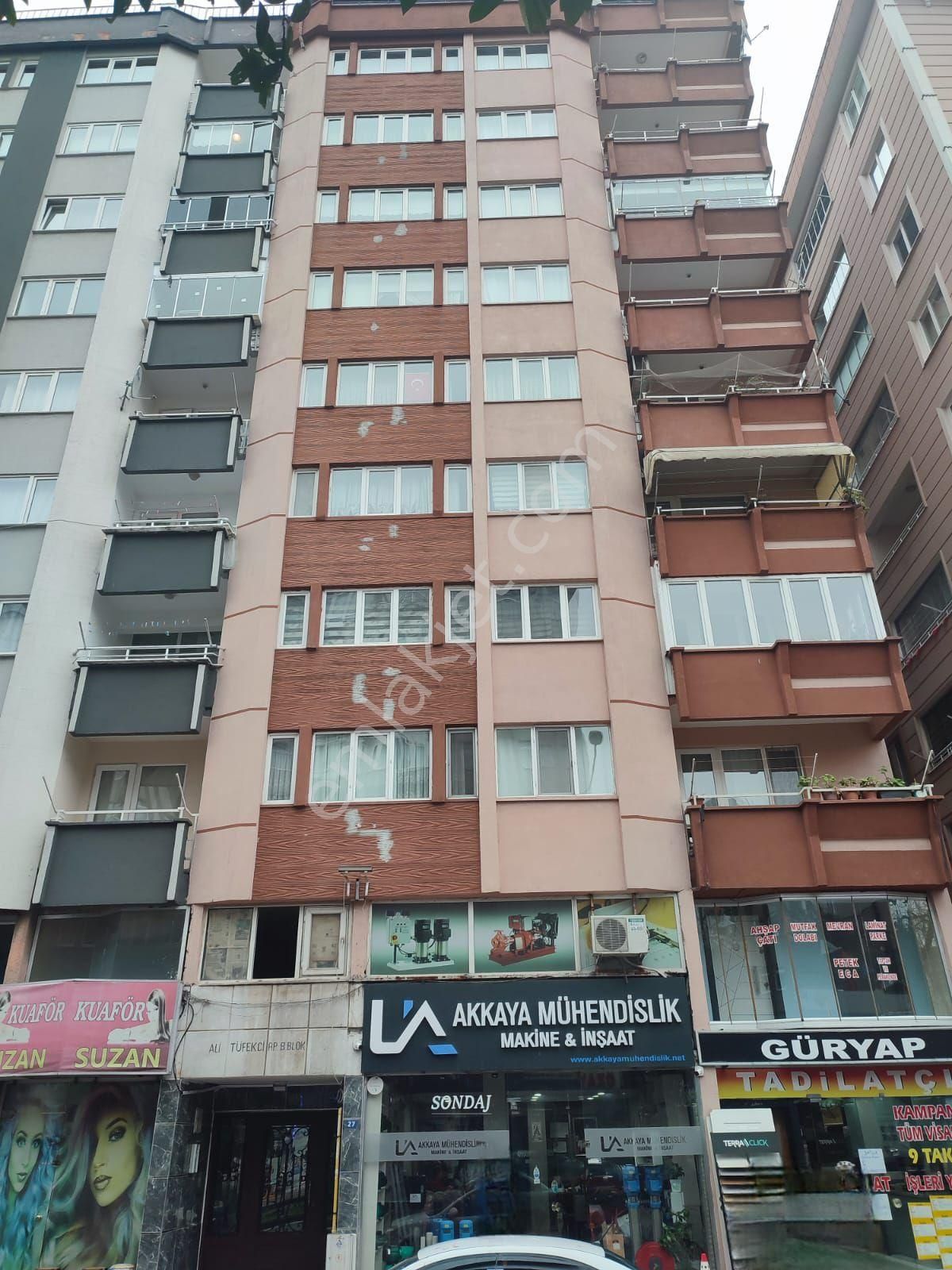 İlkadım Hançerli Satılık Daire İLKADIM BULVAR ÜZERİNDE SATILIK DAİRE HANÇERLİ MAHALLESİNDE 