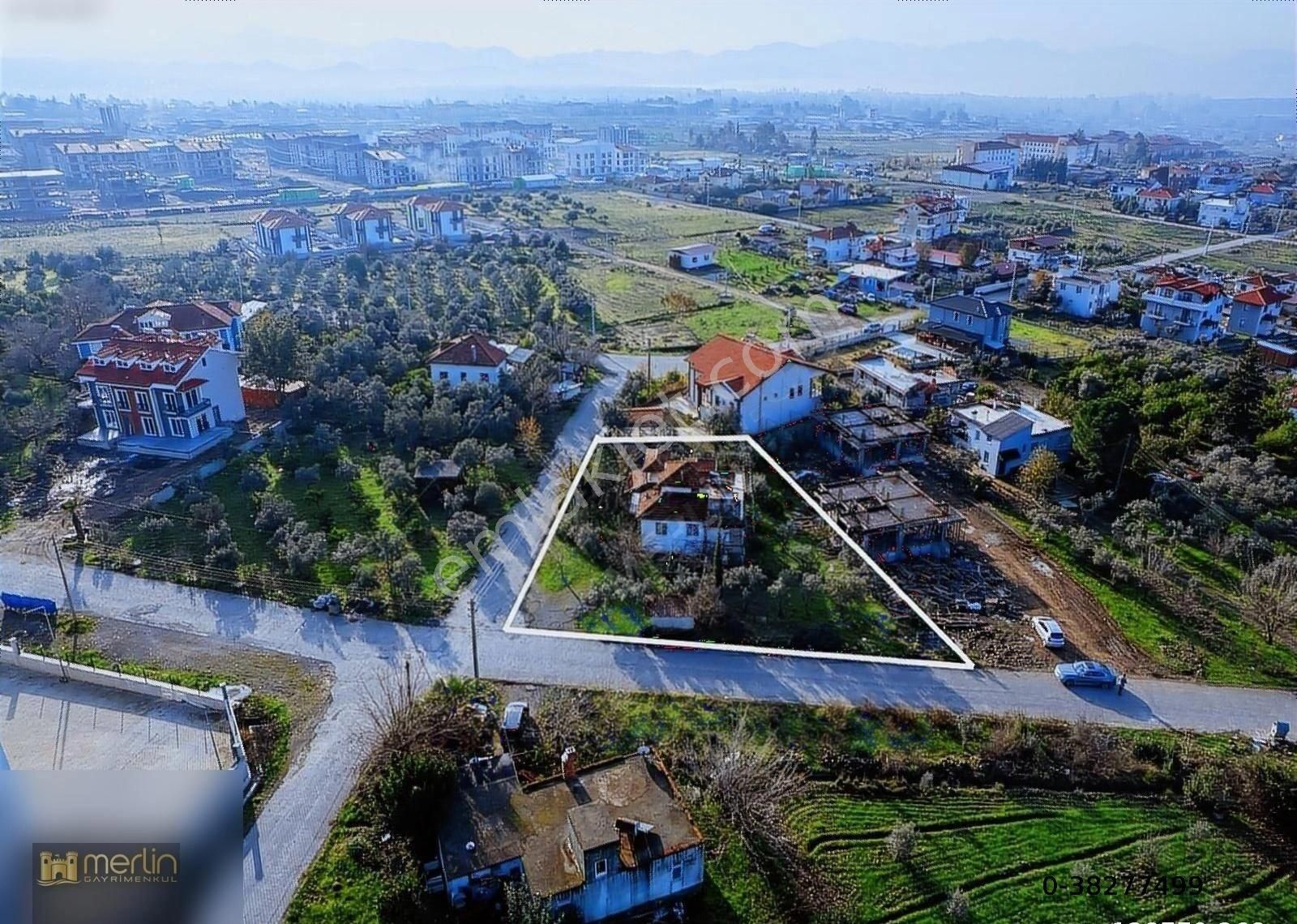 Köyceğiz Toparlar Satılık Konut İmarlı Köyceğiz Toparlarda dört yol ağzı %20 imarlı 847 m² satılık arsa