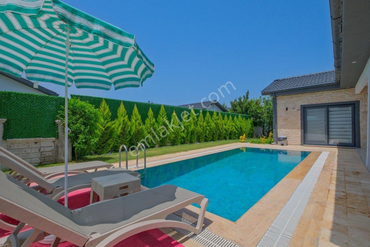 Fethiye Kargı Günlük Kiralık Villa  (MERA-12) FETHİYE KARGI KİRALIK(GÜNLÜK) HAVUZLU JAKUZİLİ VİLLA