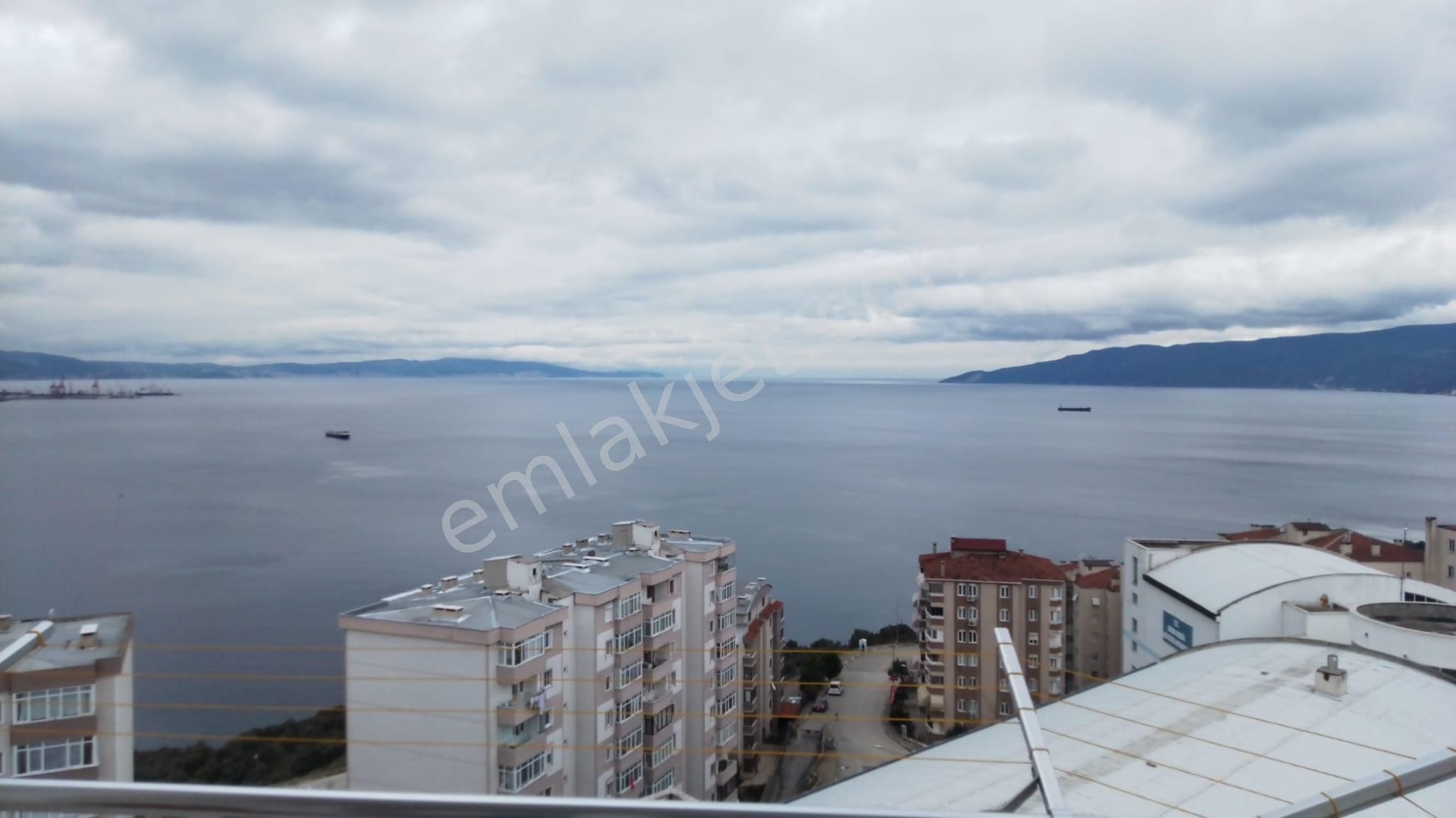 Gemlik Cumhuriyet Mah.de 3+1 Satılık Daire, Bakımlı, Masrafsız, Caddeye, Okula Ve Marketlere Yakın - Görsel 17