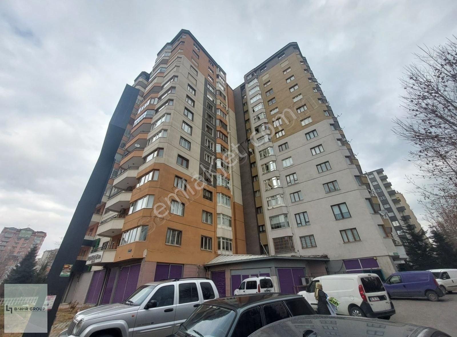 Melikgazi Alpaslan Satılık Daire ALPASLAN MAHALLESİNDE SATILIK GENİŞ 4+1 FERAH DAİRE