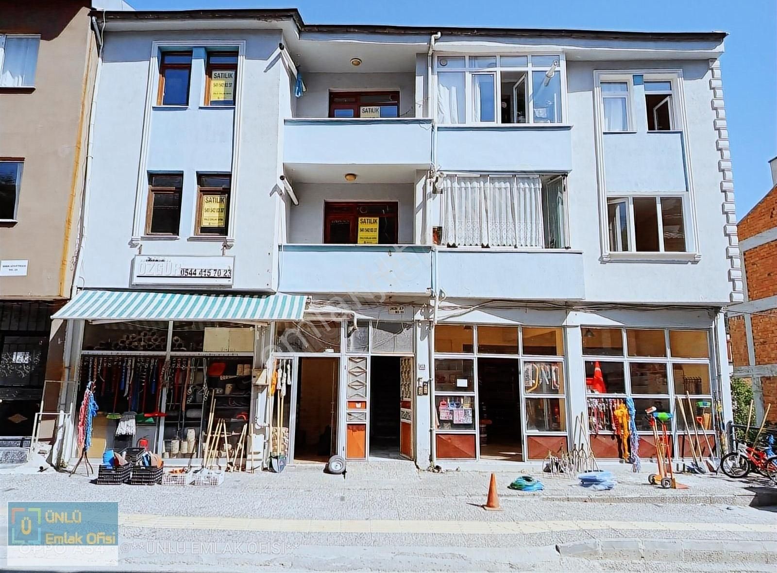 Kastamonu Merkez İsmailbey Satılık Daire ÜNLÜ EMLAKTAN ŞEHİR MERKEZİNDE ACİL SATILIK 3+1 KOMBİLİ DAİRE