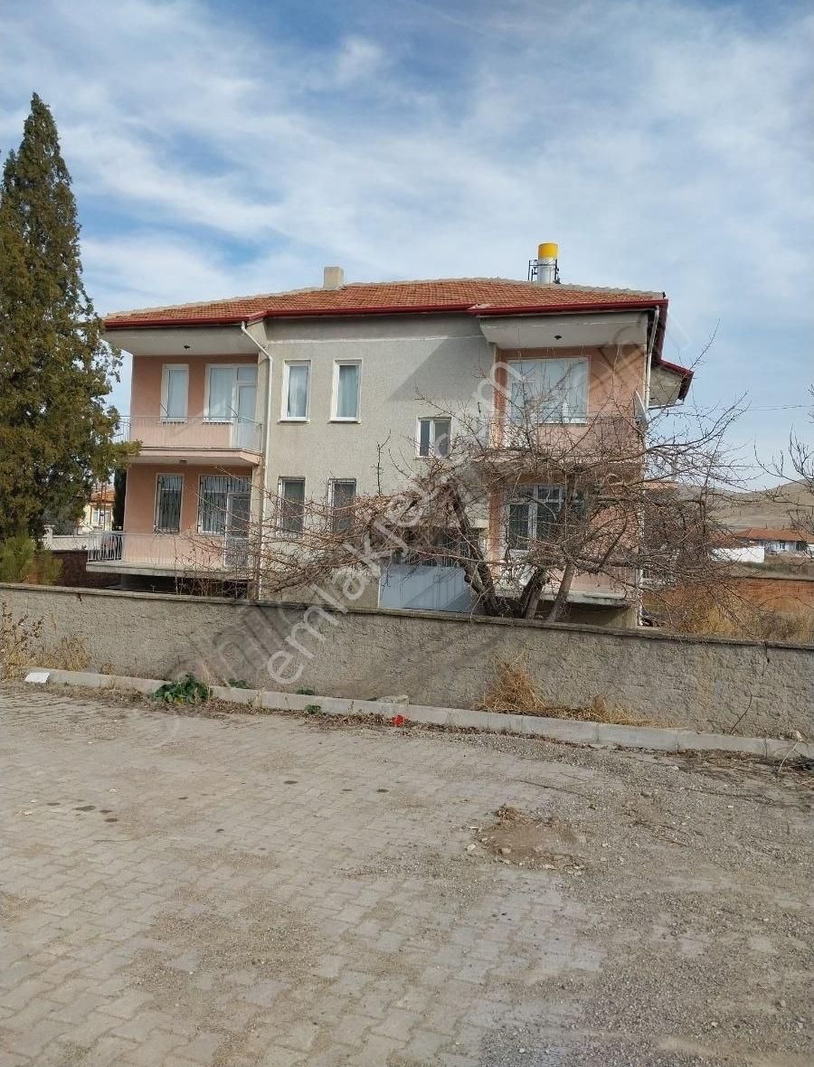 Yerköy Erzurum Satılık Müstakil Ev 652 Metre arsa da 2 katli mustakil Ev Doğalgazlı