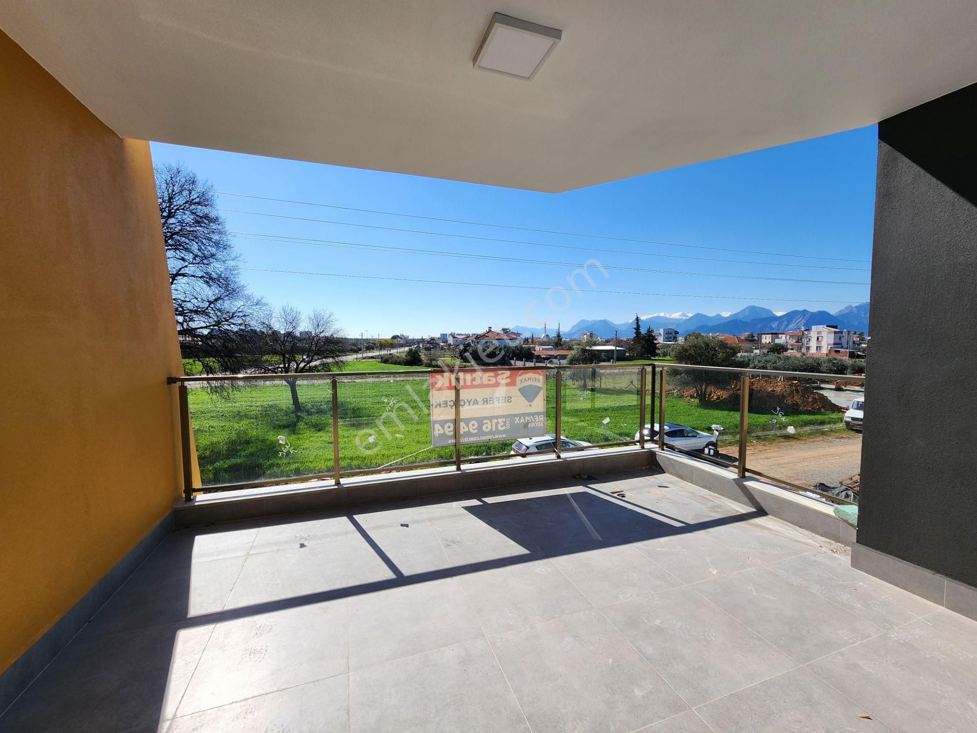 Yeniköy'de 4+1 Havuzlu, Bahçeli Müstakil Kullanımlı 250 M2 Villa - Görsel 21