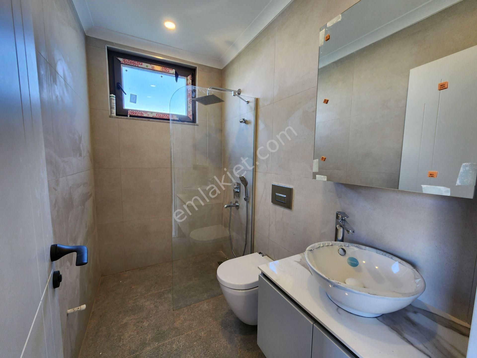 Yeniköy'de 4+1 Havuzlu, Bahçeli Müstakil Kullanımlı 250 M2 Villa - Görsel 22