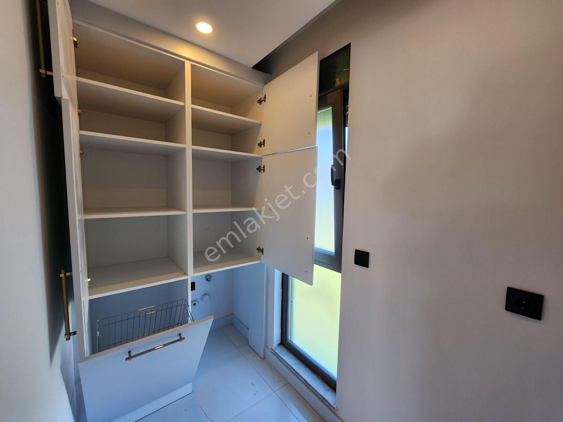 Yeniköy'de 4+1 Havuzlu, Bahçeli Müstakil Kullanımlı 250 M2 Villa - Görsel 20