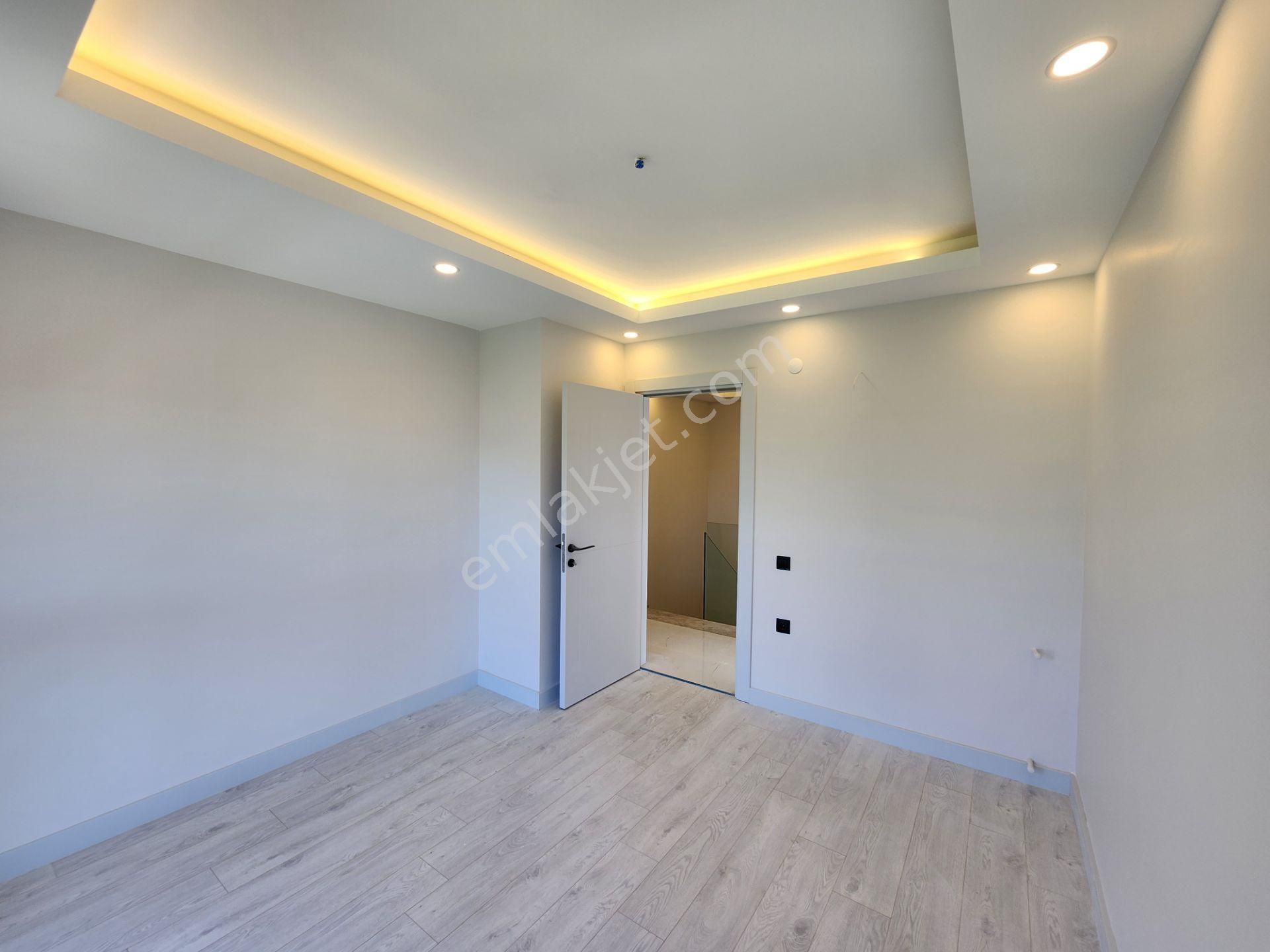 Yeniköy'de 4+1 Havuzlu, Bahçeli Müstakil Kullanımlı 250 M2 Villa - Görsel 33