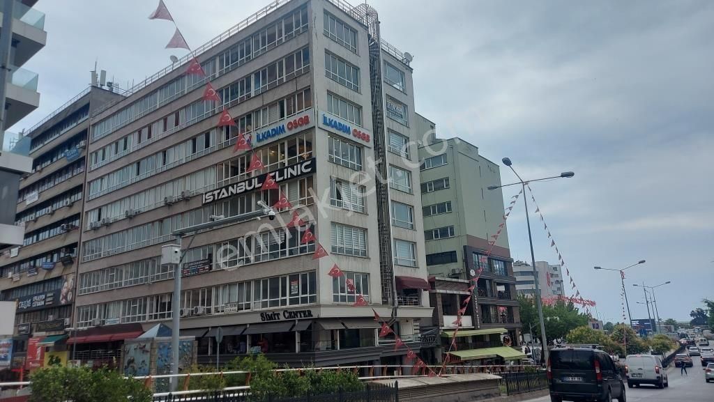 İlkadım Kale Kiralık İşhanı Katı  DERSANE,ŞİRKET,CALL CENTERLAR İÇİN 12 ODALI 350m2 OFİS KATI