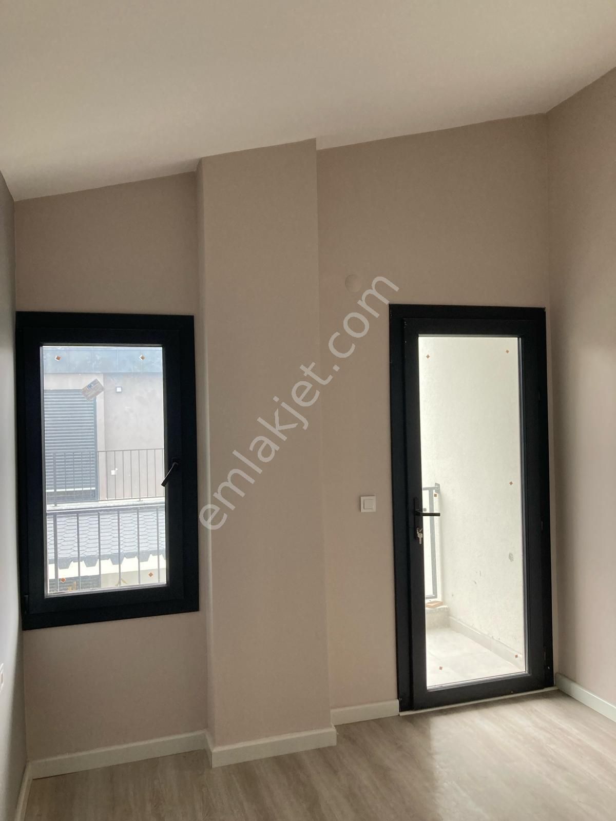 Küçükkuyu Zeus Yolu Üzeri Satılık 3+1 Lüks Villa - Görsel 28