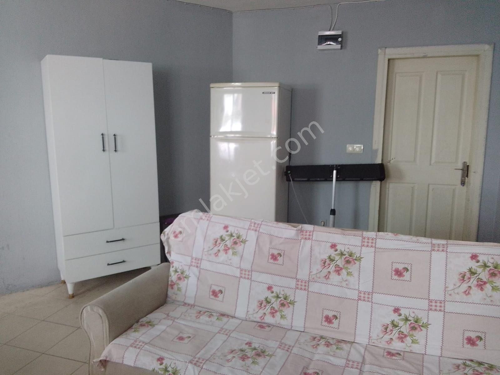 Adana Seyhan Esyali Kiralik Ev Konumu Merkezi Yerde Olup İlk Gelen Tutar - Görsel 2