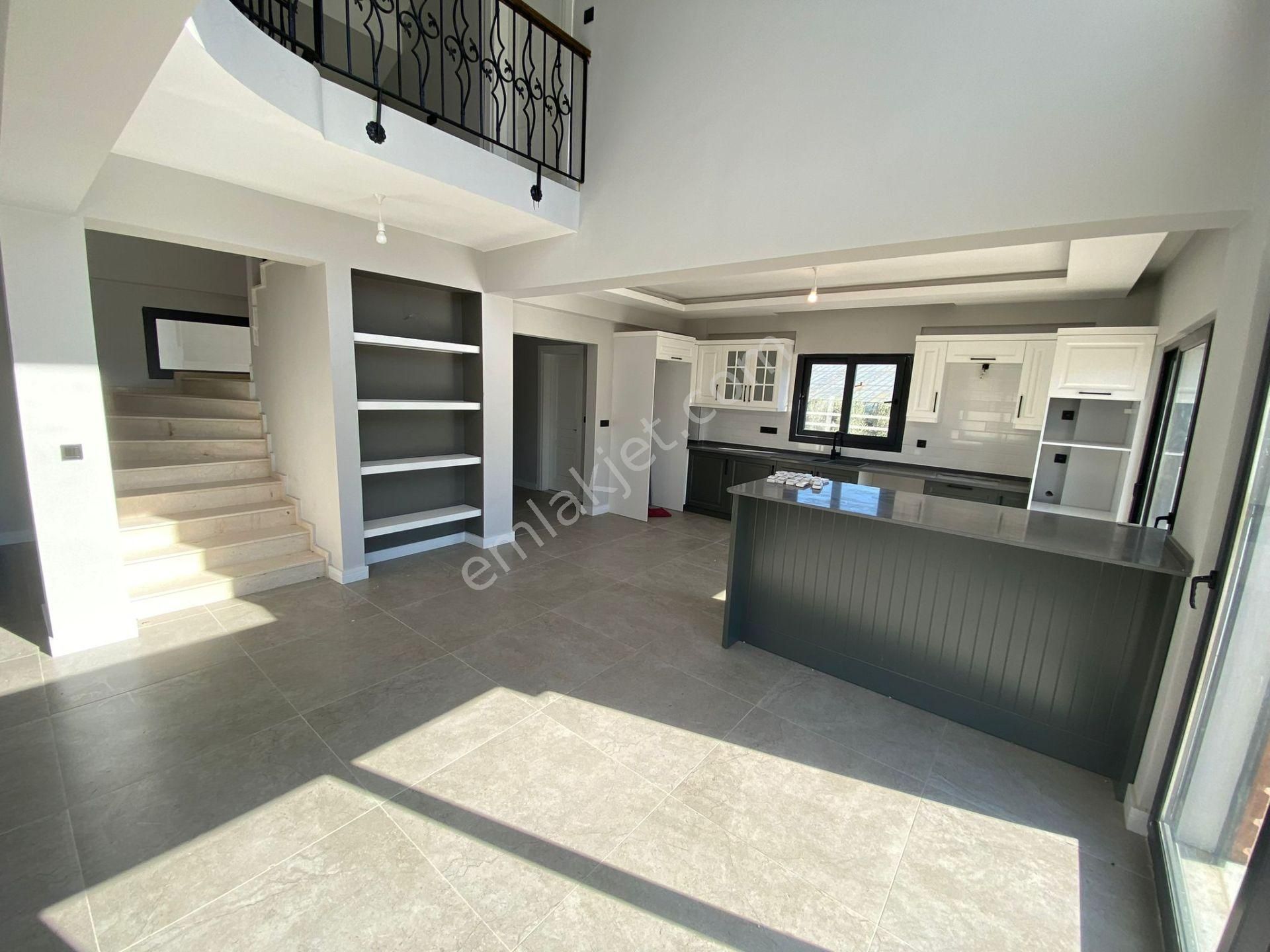 Goldhouse Dan Menteşeoğlu Nda Havuzlu Satılık 5+1 Villa - Görsel 5