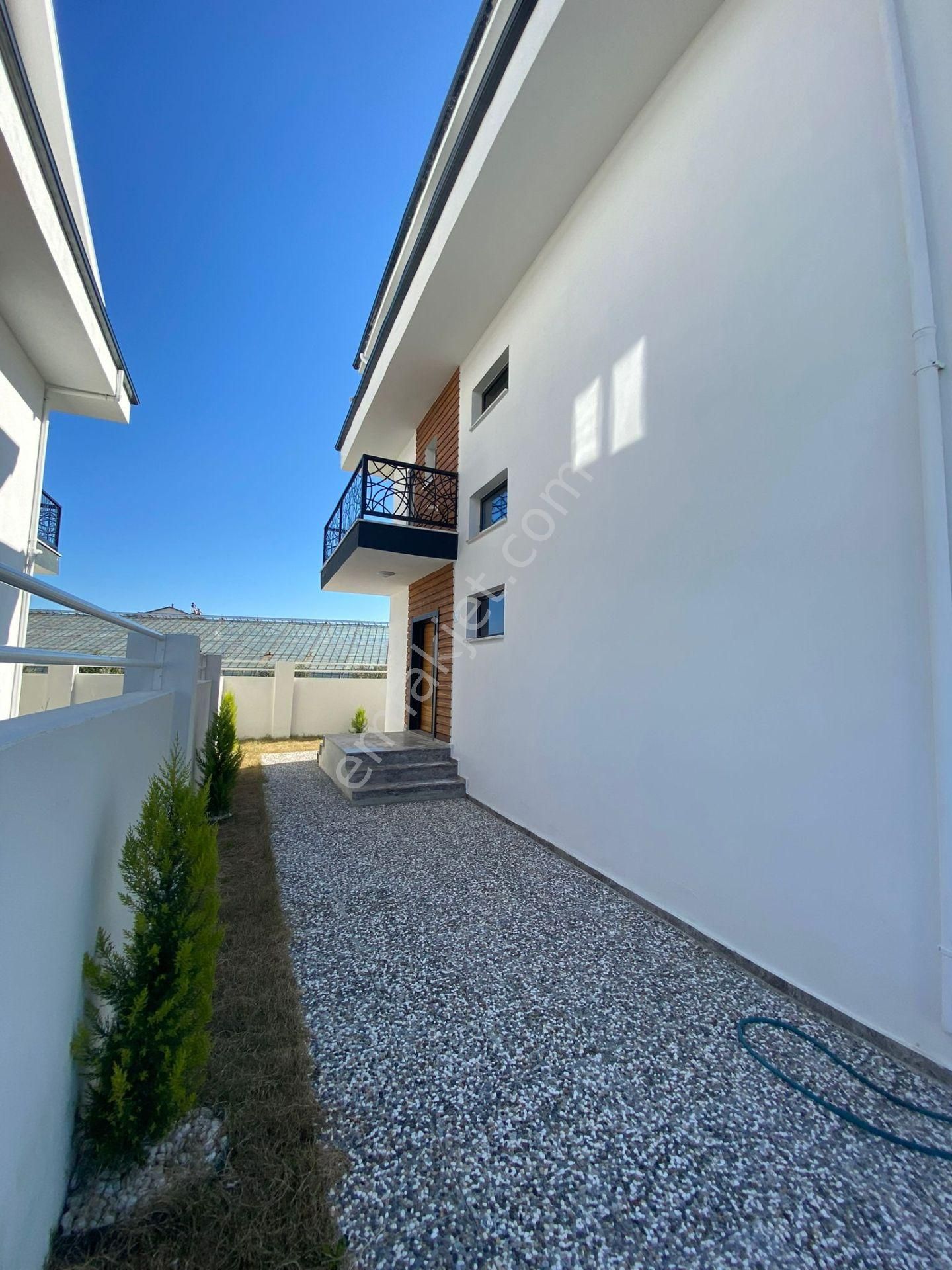 Goldhouse Dan Menteşeoğlu Nda Havuzlu Satılık 5+1 Villa - Görsel 4