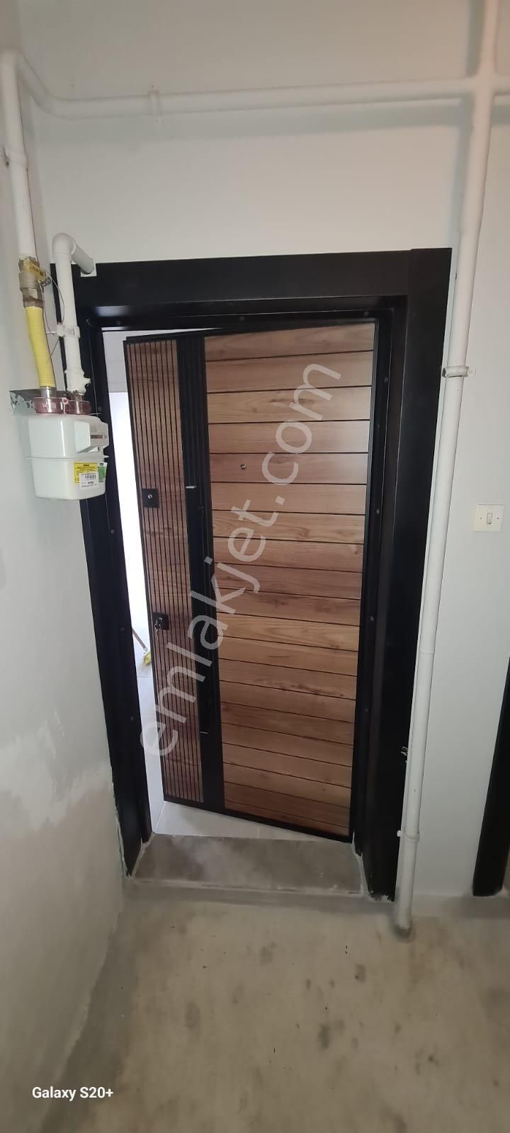 Kalkınma Cadde Üzeri 2+1 Kiralık Daire - Görsel 2