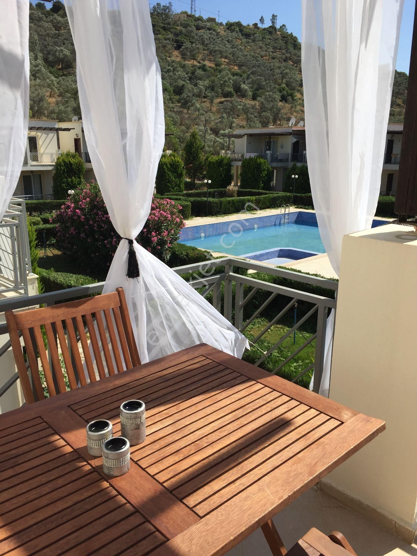 Milas Dörttepe Kiralık Daire  Bodrum'da Site İçerisinde Havuzlu Daire