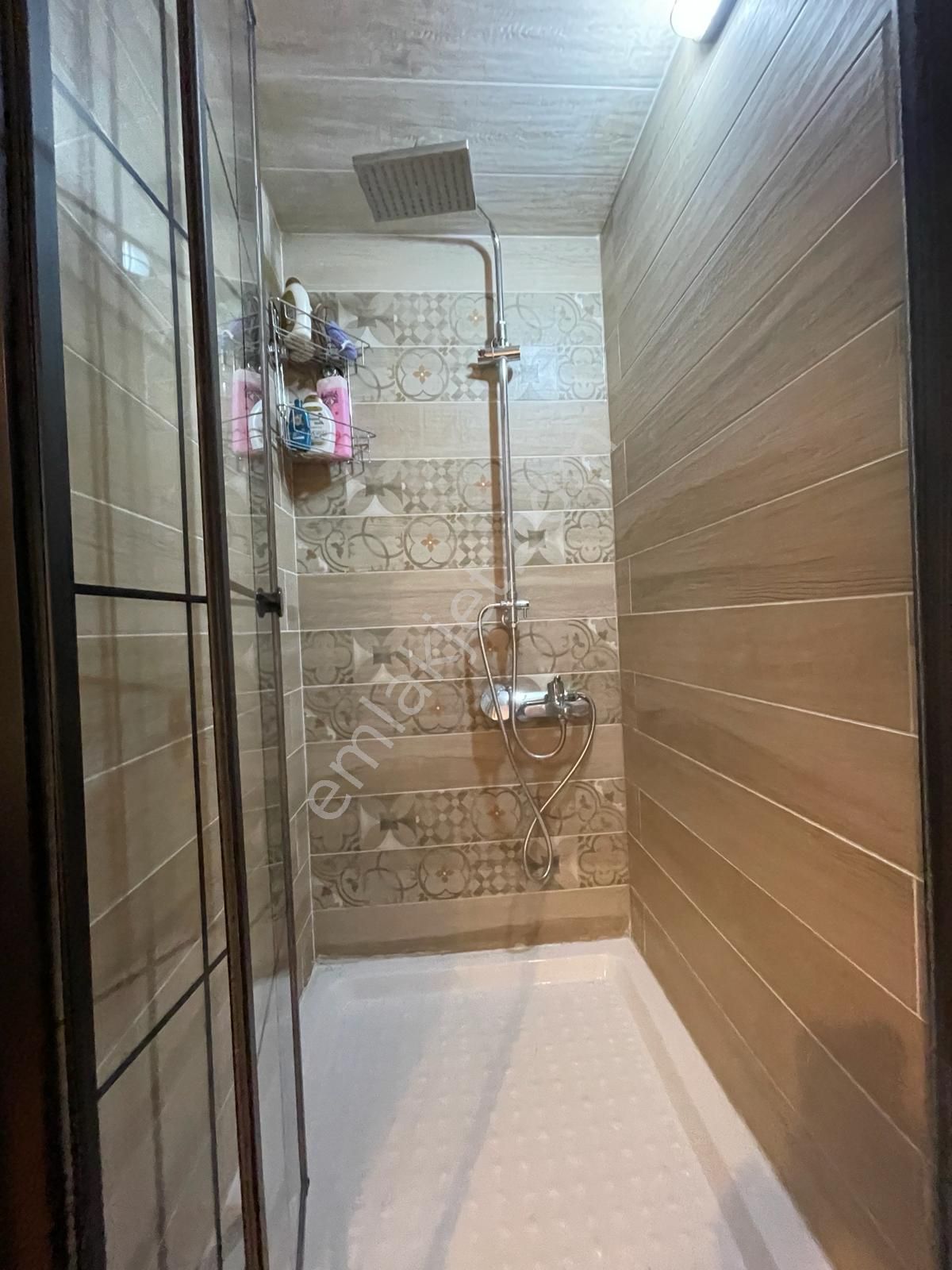 Ayvada'dan Ayvalık Merkez'de Teraslı 2 Katlı Taş Rum Evi - Görsel 24