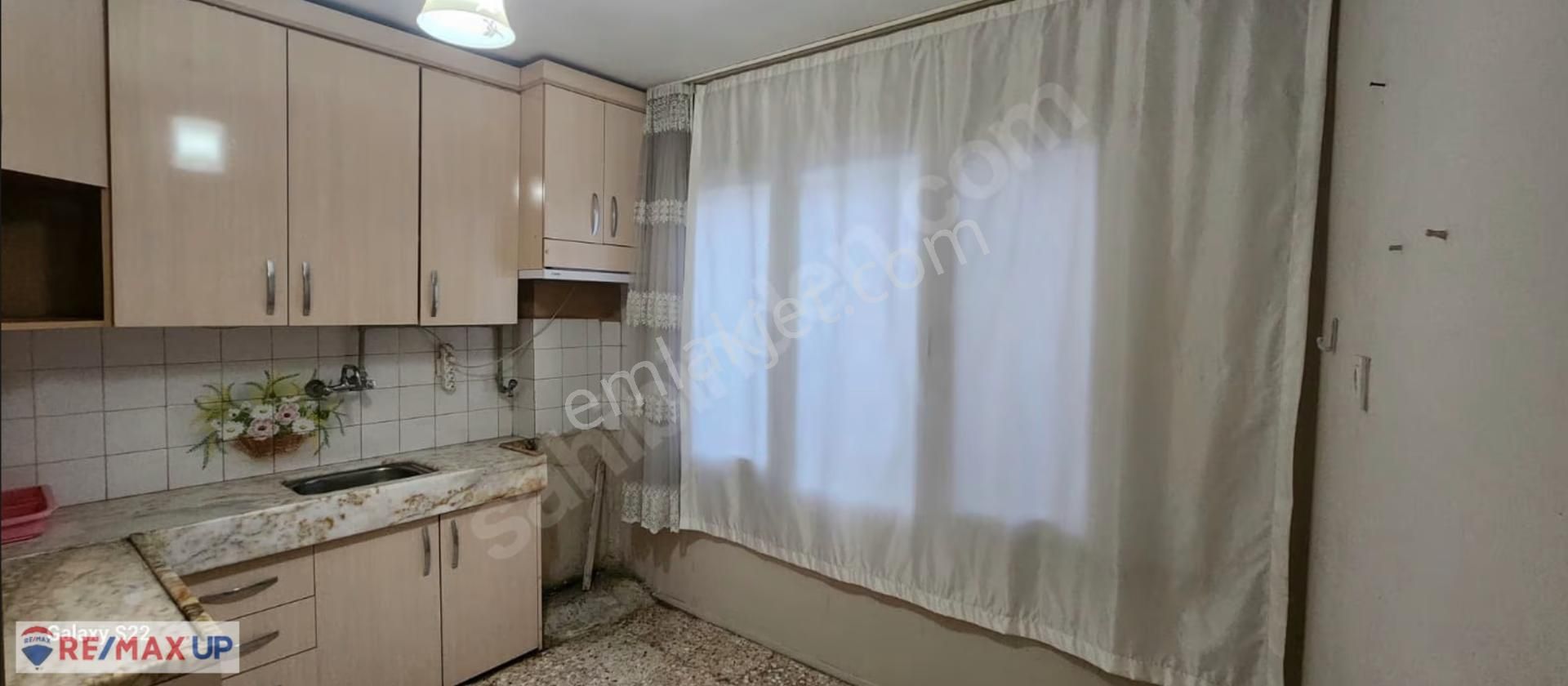 İzmir Karabağlar Peker Mh. Satılık 2 Katlı Bina - Görsel 9