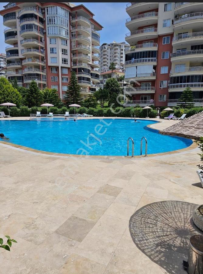 Cikcilli De Siteiçi Havuz Manzaralı Kelepir Daire - Görsel 2