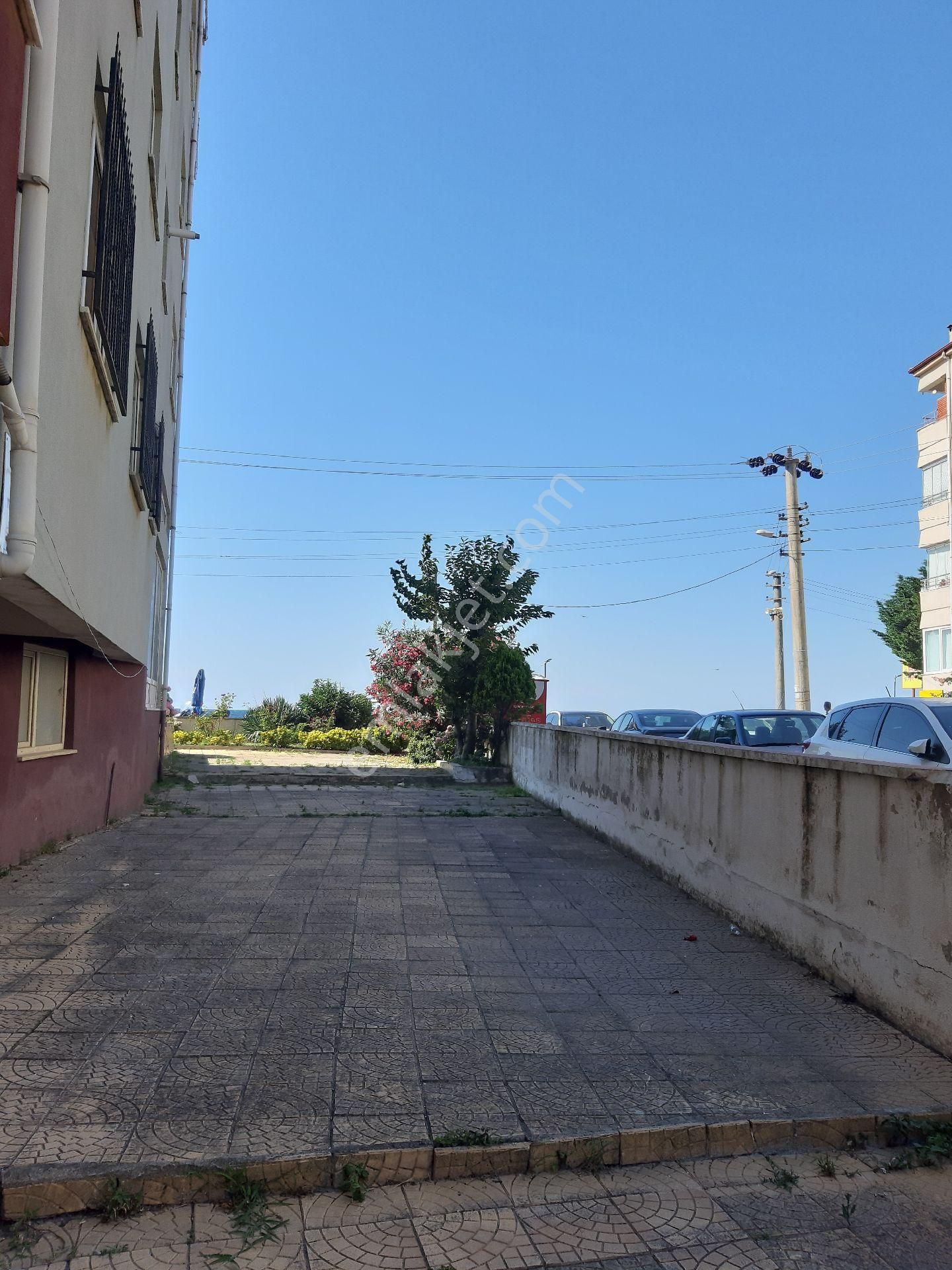 Eşyalı Kiralık Çınarcık Denize Sıfır İki Yalı Dairesi Kiralıktır .. - Görsel 27
