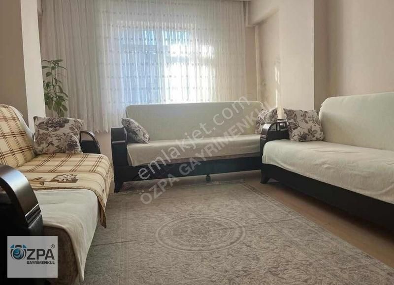 Bağcılar Barbaros Satılık Daire ÖZPA GAYRİMENKUL BARBOROS MAH. 180 M² 3+2 3.KAT SATILIK DAİRE