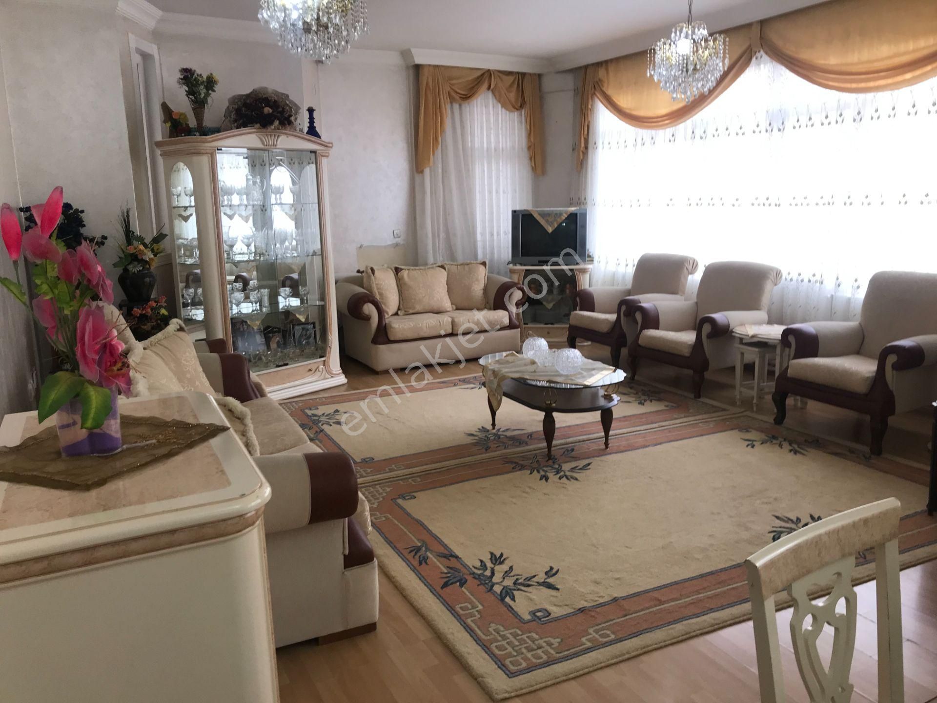 Şahinbey Öğretmenevleri Satılık Daire  SATLIK DAİRE ORDU CADDESİ ÜZERİNDE KOMBİLİ 3+1 KAT1