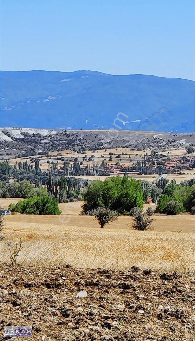 Kütahya Merkez Kükürt Köyü Satılık Tarla Kütahya Merkez Kükürt Mahallesinde 2.128 M2 Resmi Yola Cepheli