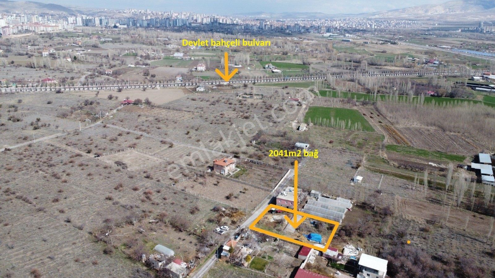 Niğde Merkez Selçuk Satılık Bağ & Bahçe  NİĞDE MERKEZ DEVLET BAHÇELİ BULVARINA YAKIN 2140M2 SATILIK BAĞ