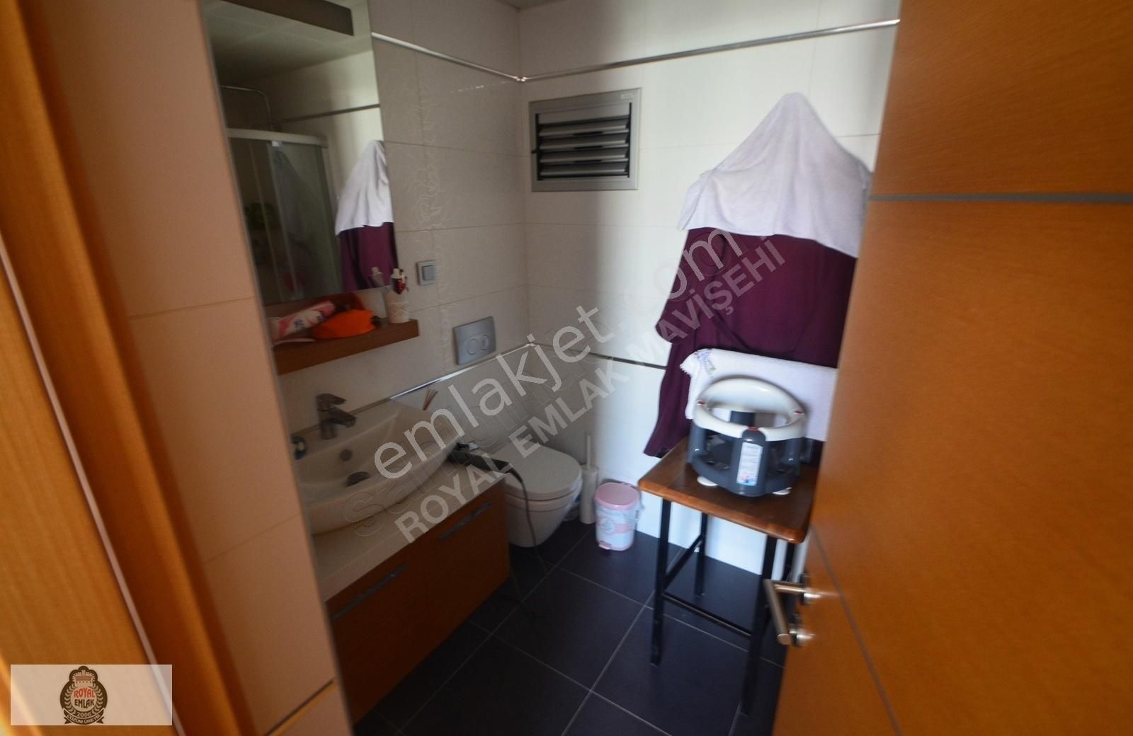 Mavişehir Modern-3'te Kiralık Çift Banyolu Büyük Tip 2+1 Daire - Görsel 24