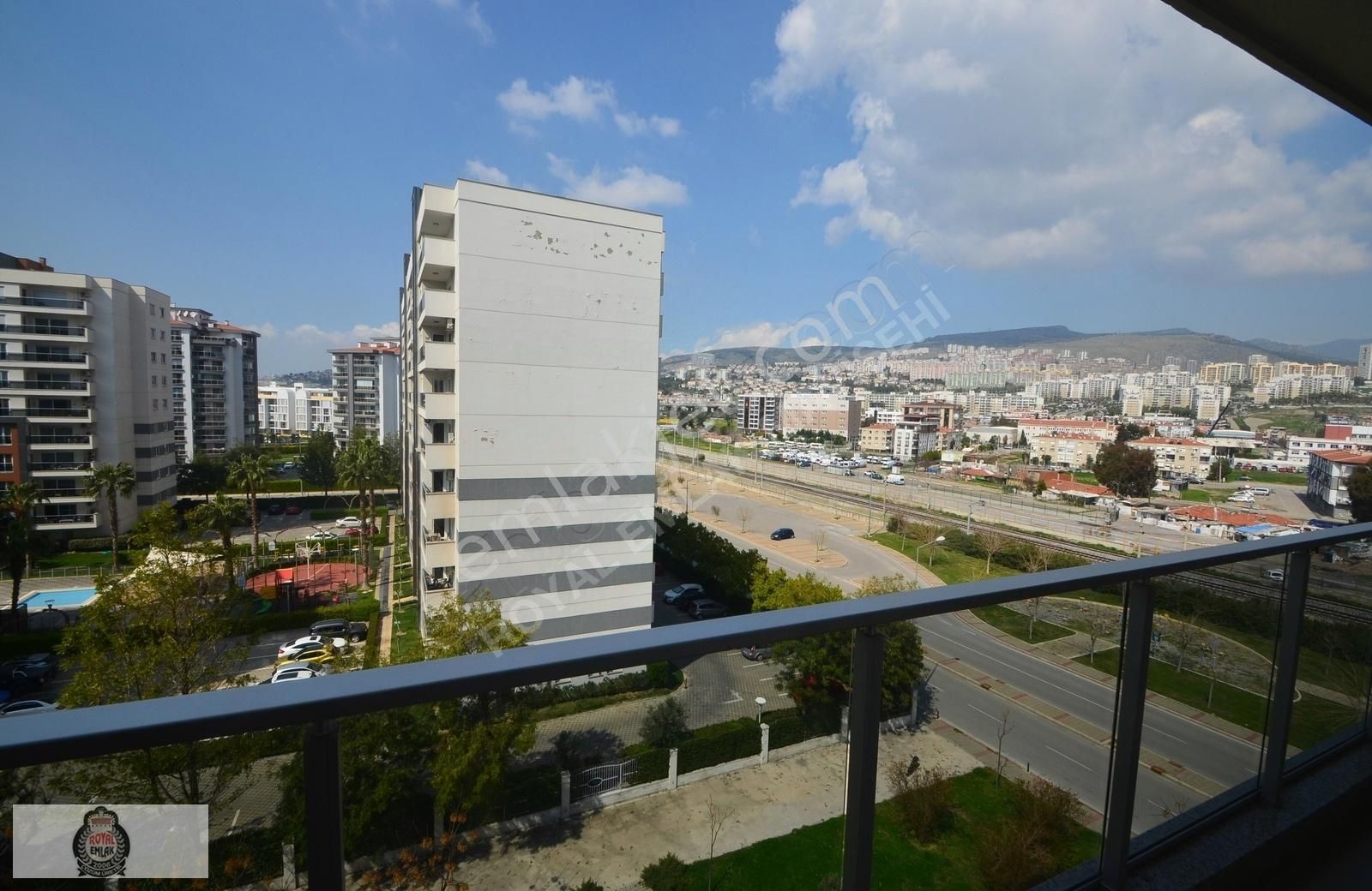 Mavişehir Modern-3'te Kiralık Çift Banyolu Büyük Tip 2+1 Daire - Görsel 28