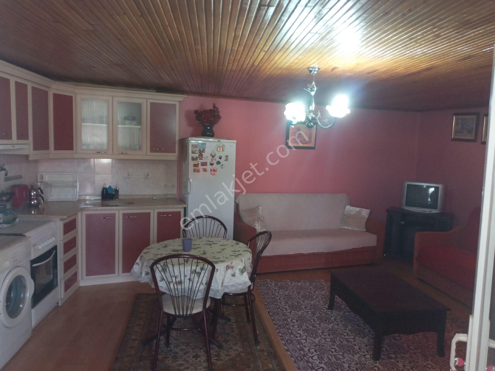 Fırat Emlaktan Full Esyalı 1+0 Studyo Daıre Asansorlu