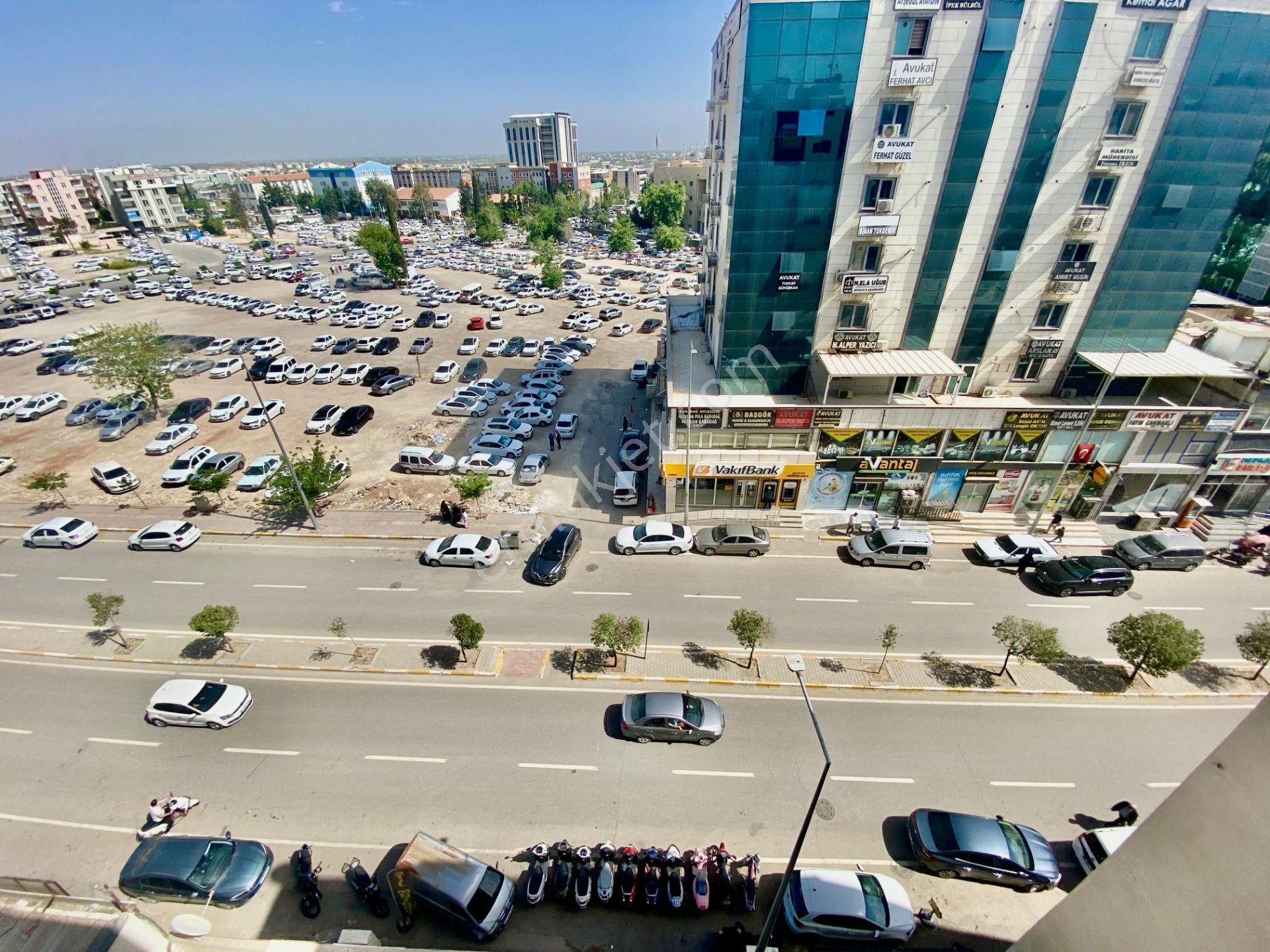 Acl Emlak'dan Haliliye Şairnabi'de Adliye Karşısı Cadde Üstü Full Eşyalı 2+1 Kiralık Ofis - Görsel 11