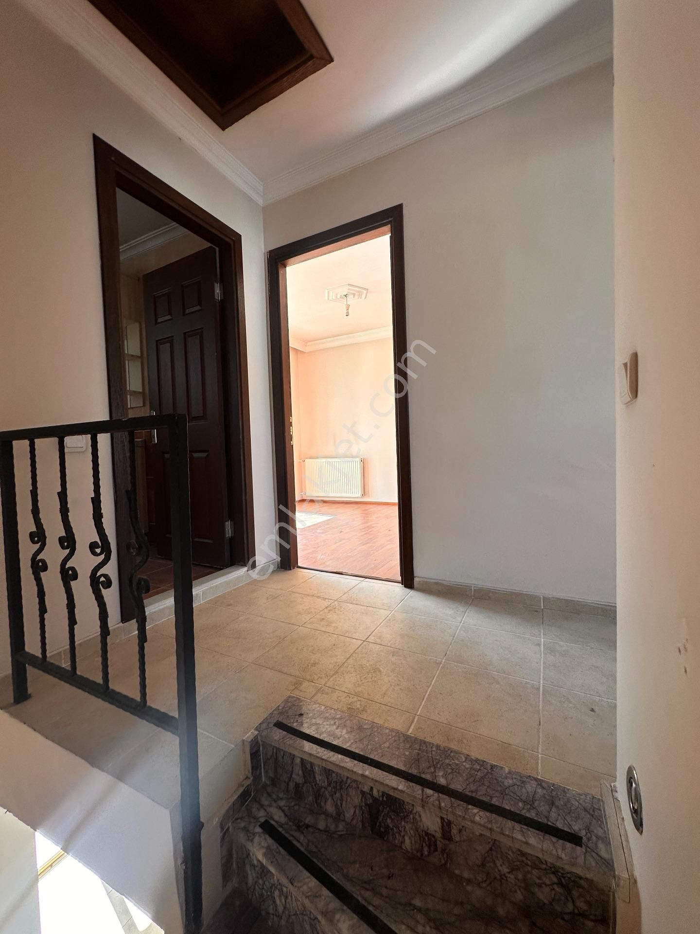 ༺✮•°◤ 𝙔𝘼𝙆𝘼𝙈𝙊𝙕 𝙀𝙈𝙇𝘼𝙆 ◥°•✮༻ Hamidiye Mahallesinde Satılık 5+1 Müstakil Ev - Görsel 18