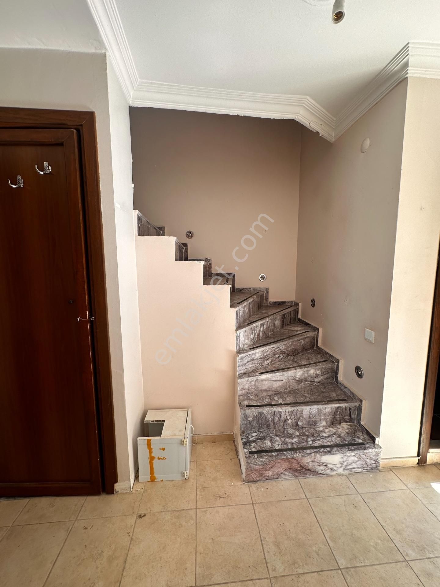 ༺✮•°◤ 𝙔𝘼𝙆𝘼𝙈𝙊𝙕 𝙀𝙈𝙇𝘼𝙆 ◥°•✮༻ Hamidiye Mahallesinde Satılık 5+1 Müstakil Ev - Görsel 9