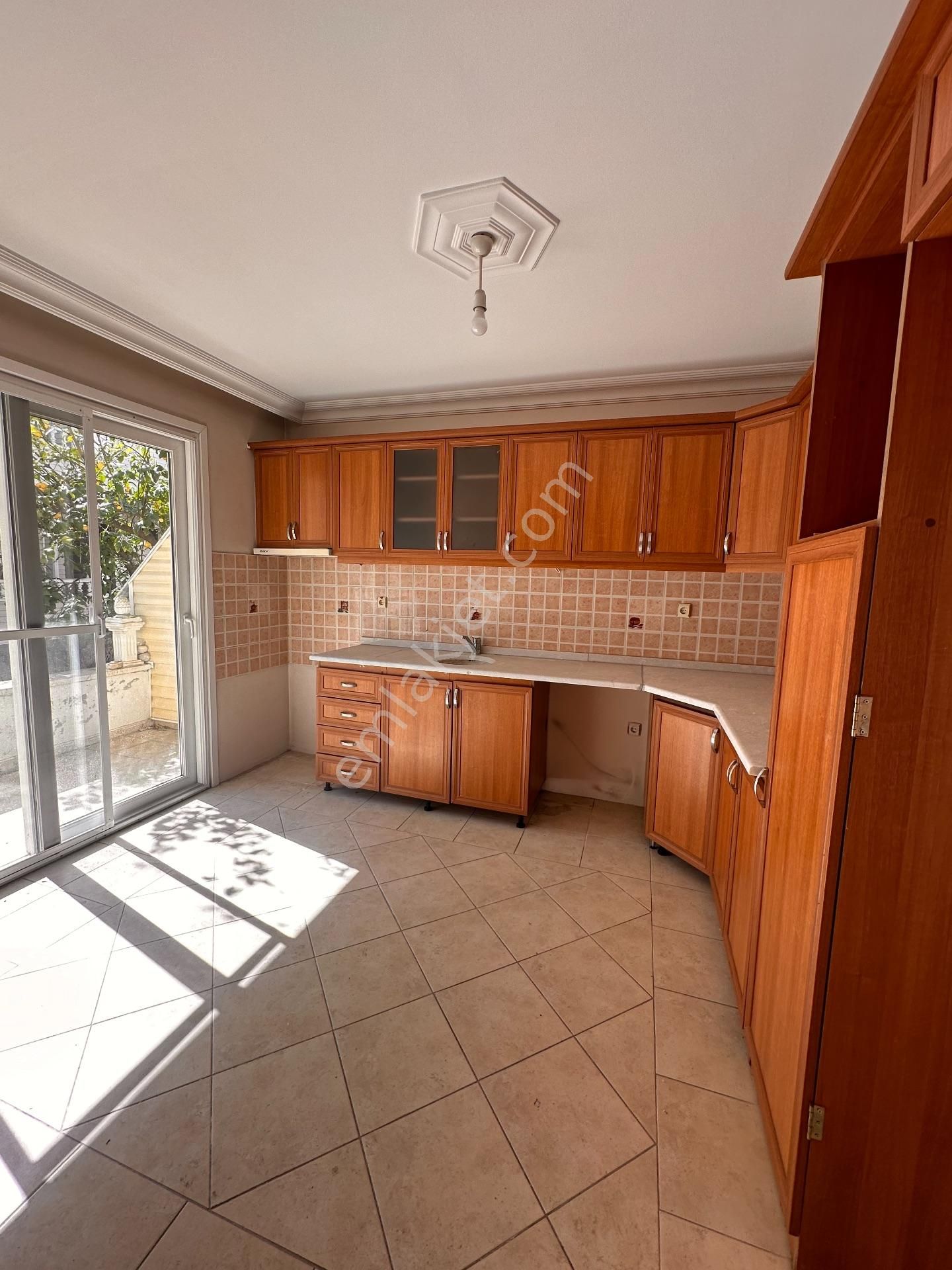 ༺✮•°◤ 𝙔𝘼𝙆𝘼𝙈𝙊𝙕 𝙀𝙈𝙇𝘼𝙆 ◥°•✮༻ Hamidiye Mahallesinde Satılık 5+1 Müstakil Ev - Görsel 6