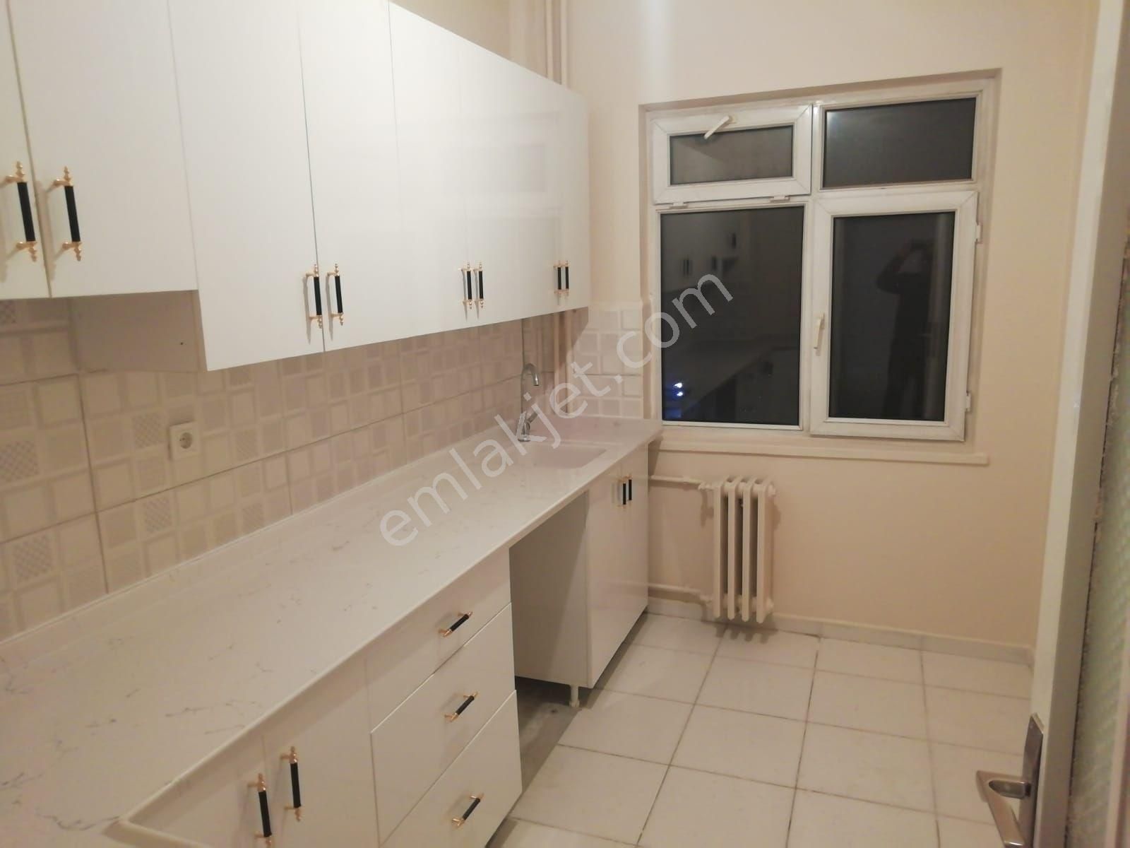 Çankaya Yukarı Bahçelievler Satılık Daire  YUKARI BAHÇELİEVLERDE 3+1 MUHTEŞEM KONUM FERAH DAİRE