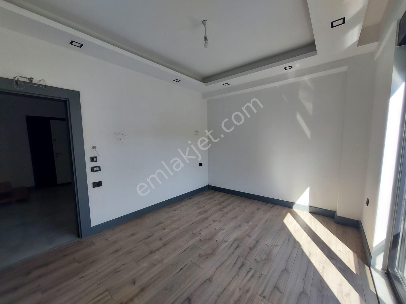 Döşemealtı Düzlerçamında Lüks244 M2 Yerden Isıtmalı Satlık Villa - Görsel 14