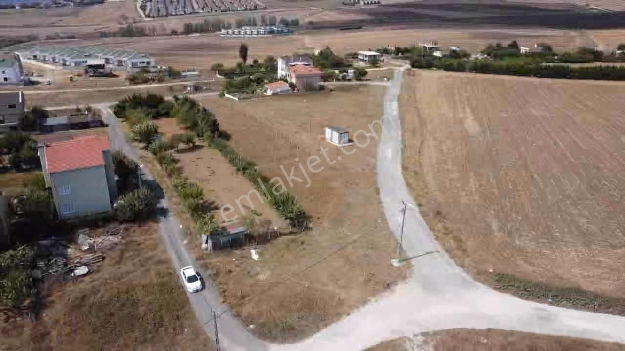 Büyükçekmece Güzelce Satılık Konut İmarlı Güzelce'de Deniz Manzaralı Toplam 800 M2 3 Adet Arsa