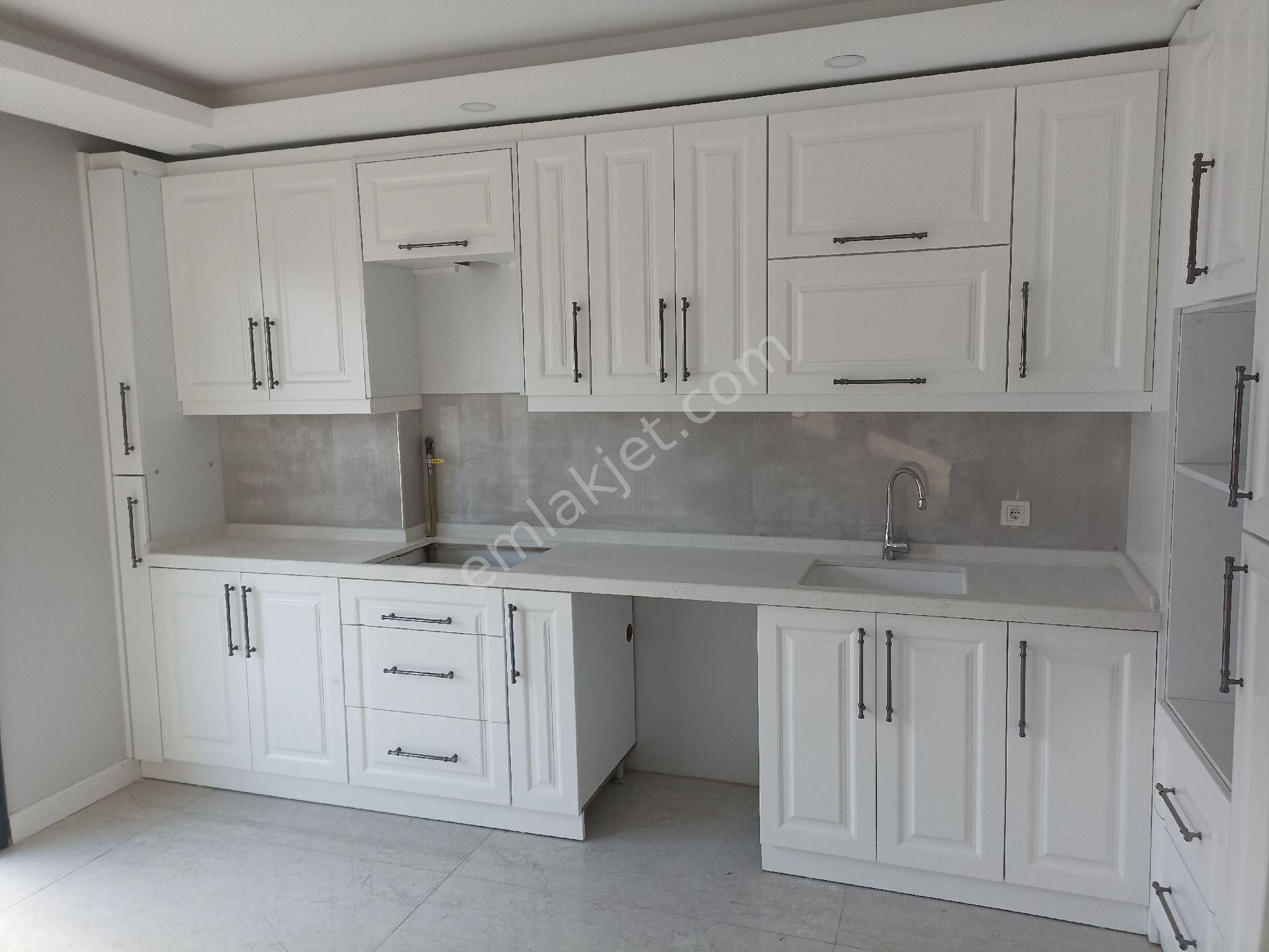 İstanbul İli Silivri İlçesi Gümüşyaka Mahallesi'nde Satılık Yeni Çok Güzel Bir Villa - Görsel 16