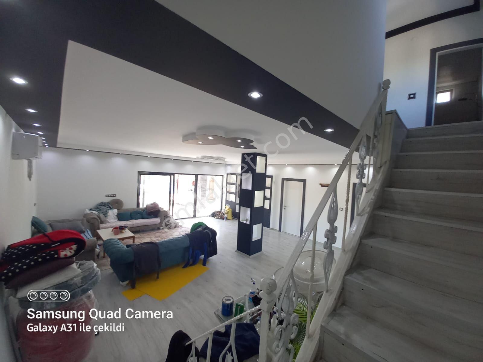 Hakyol'dan 1600 M2 Havuzlu Bağ Bahçeli Dubleks Süper Bir Villa - Görsel 20