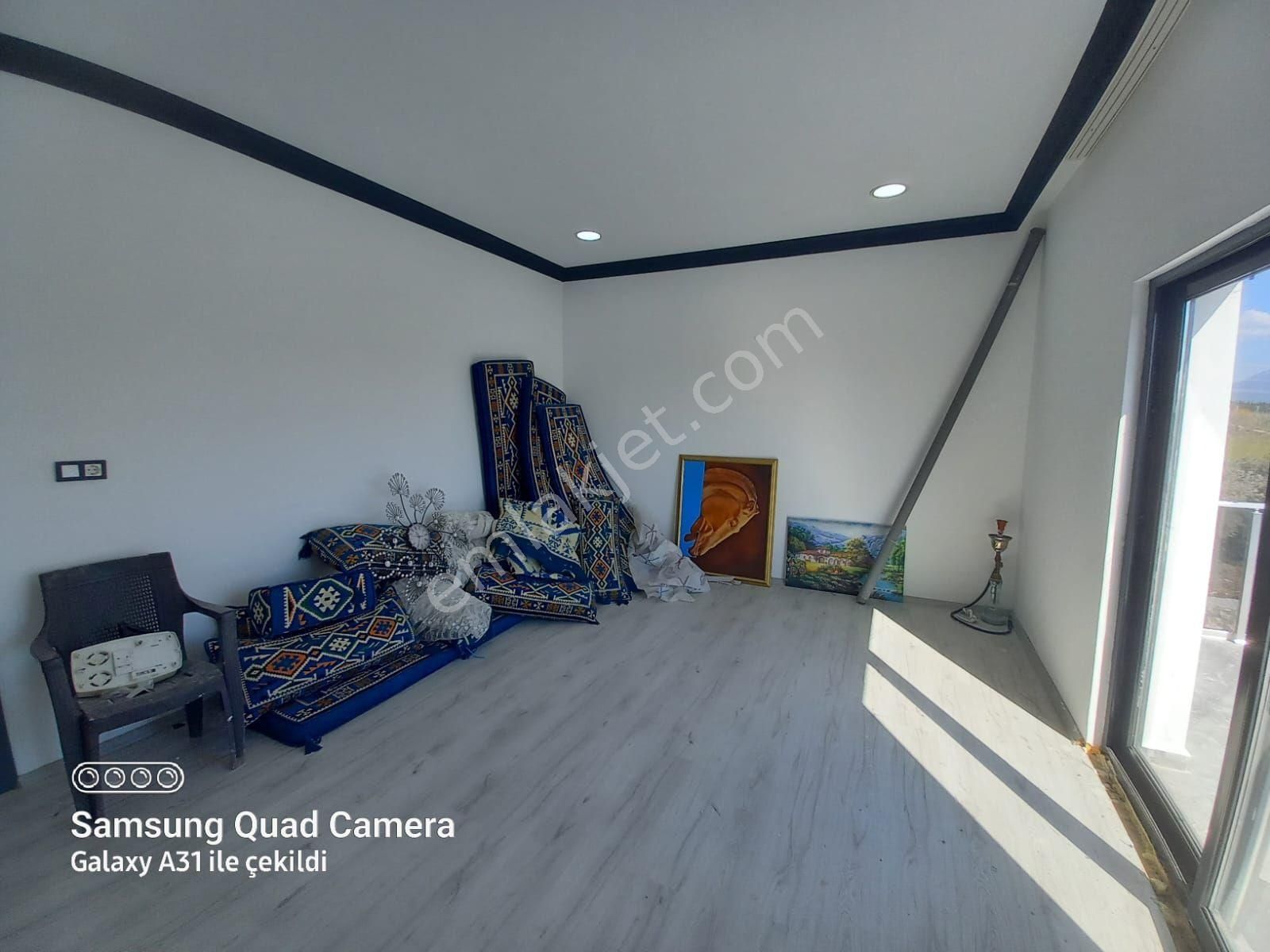 Hakyol'dan 1600 M2 Havuzlu Bağ Bahçeli Dubleks Süper Bir Villa - Görsel 35