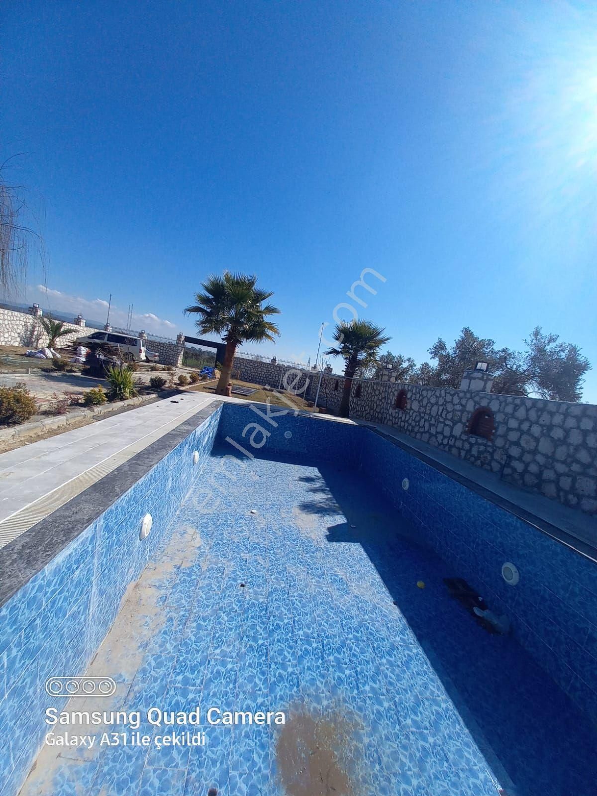 Hakyol'dan 1600 M2 Havuzlu Bağ Bahçeli Dubleks Süper Bir Villa - Görsel 8