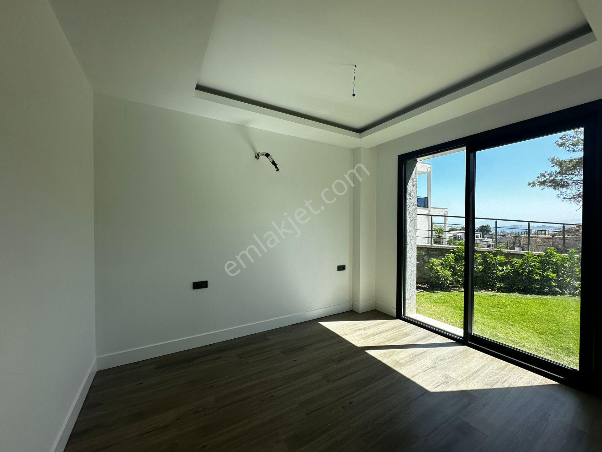 Bodrum Merkez De Oasis Avm Üstün De Satılık 4+1 Bahçe Katı - Görsel 6