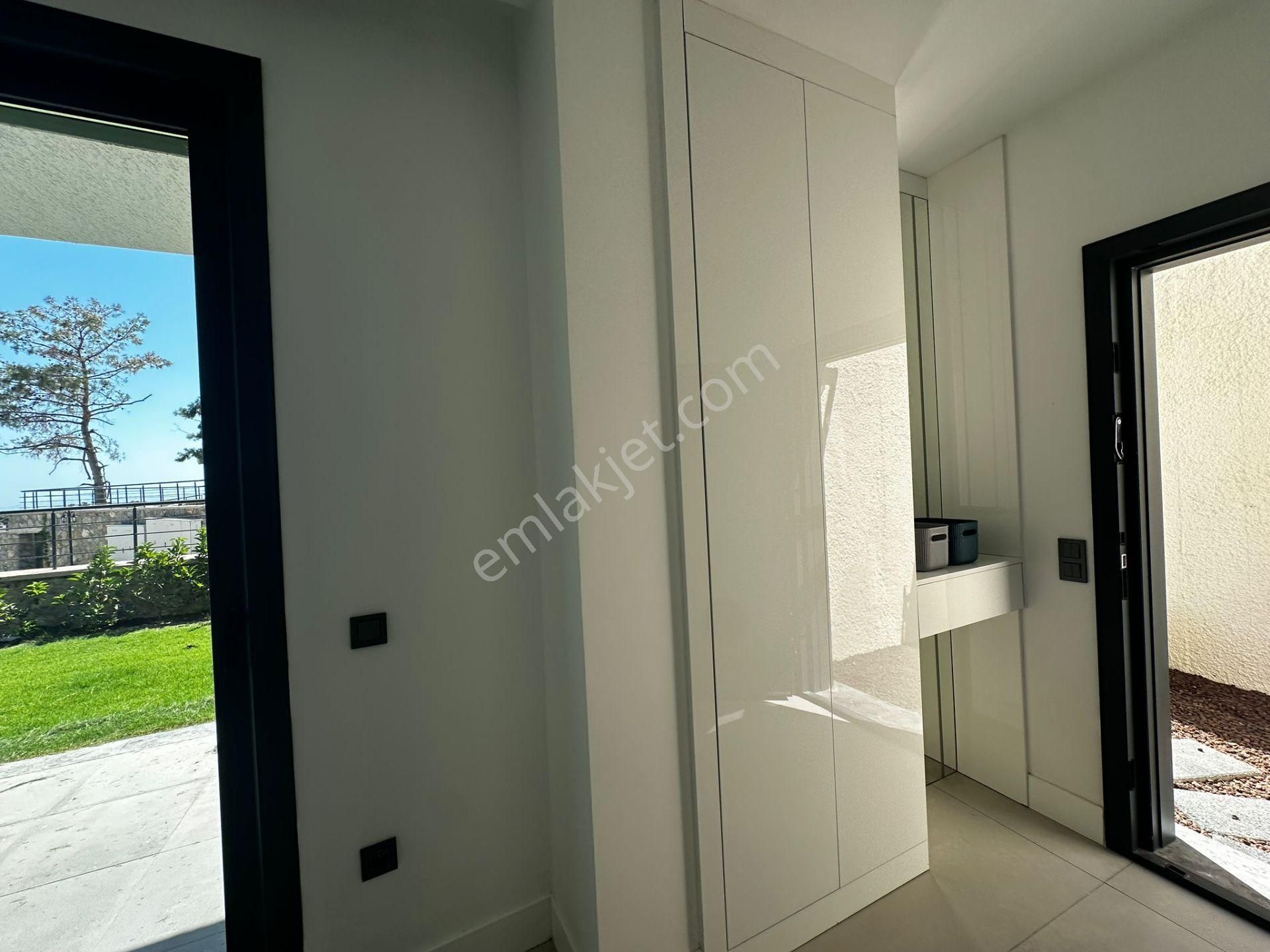 Bodrum Merkez De Oasis Avm Üstün De Satılık 4+1 Bahçe Katı - Görsel 9