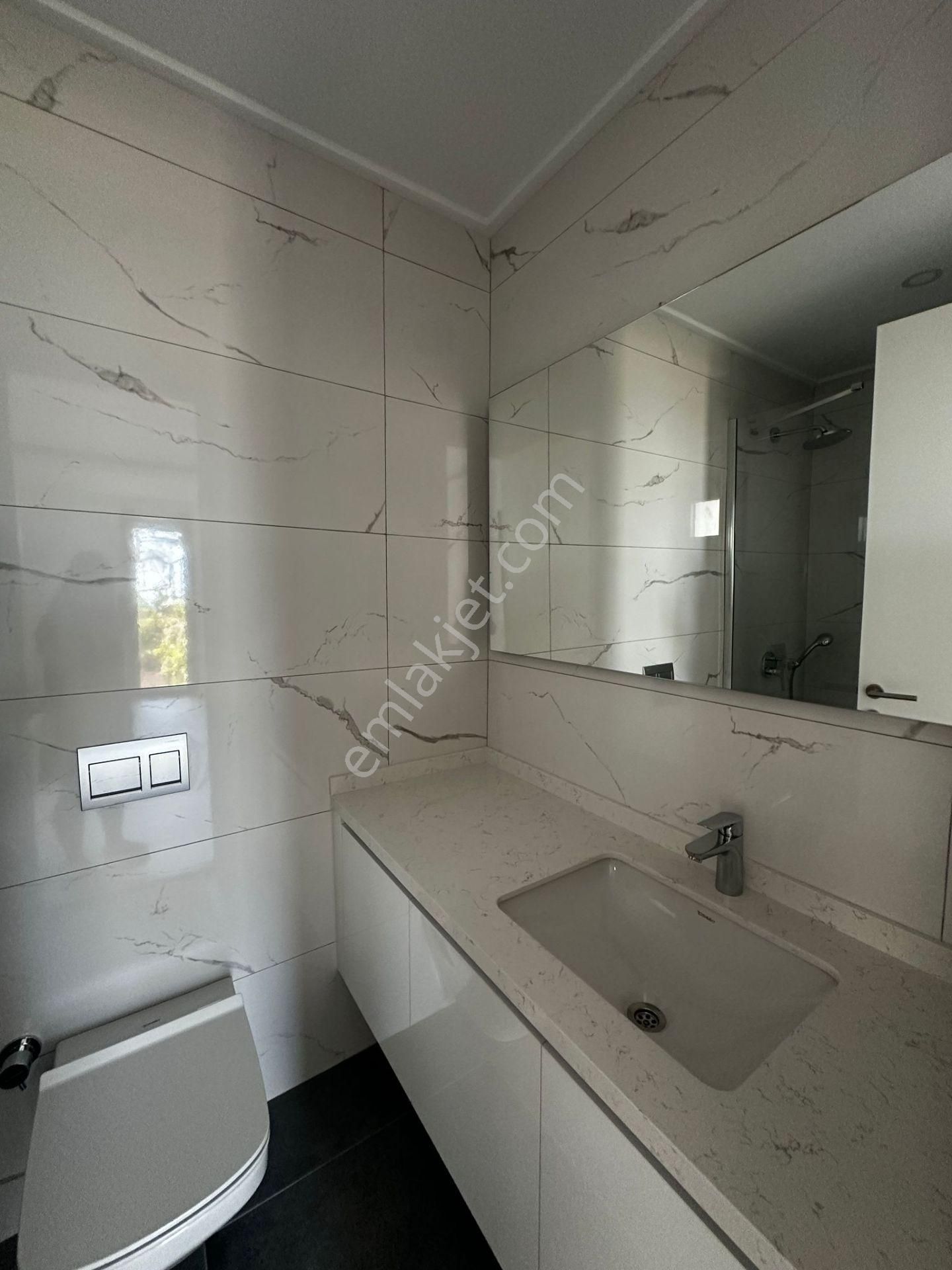 Bodrum Merkez De Oasis Avm Üstün De Satılık 4+1 Bahçe Katı - Görsel 13