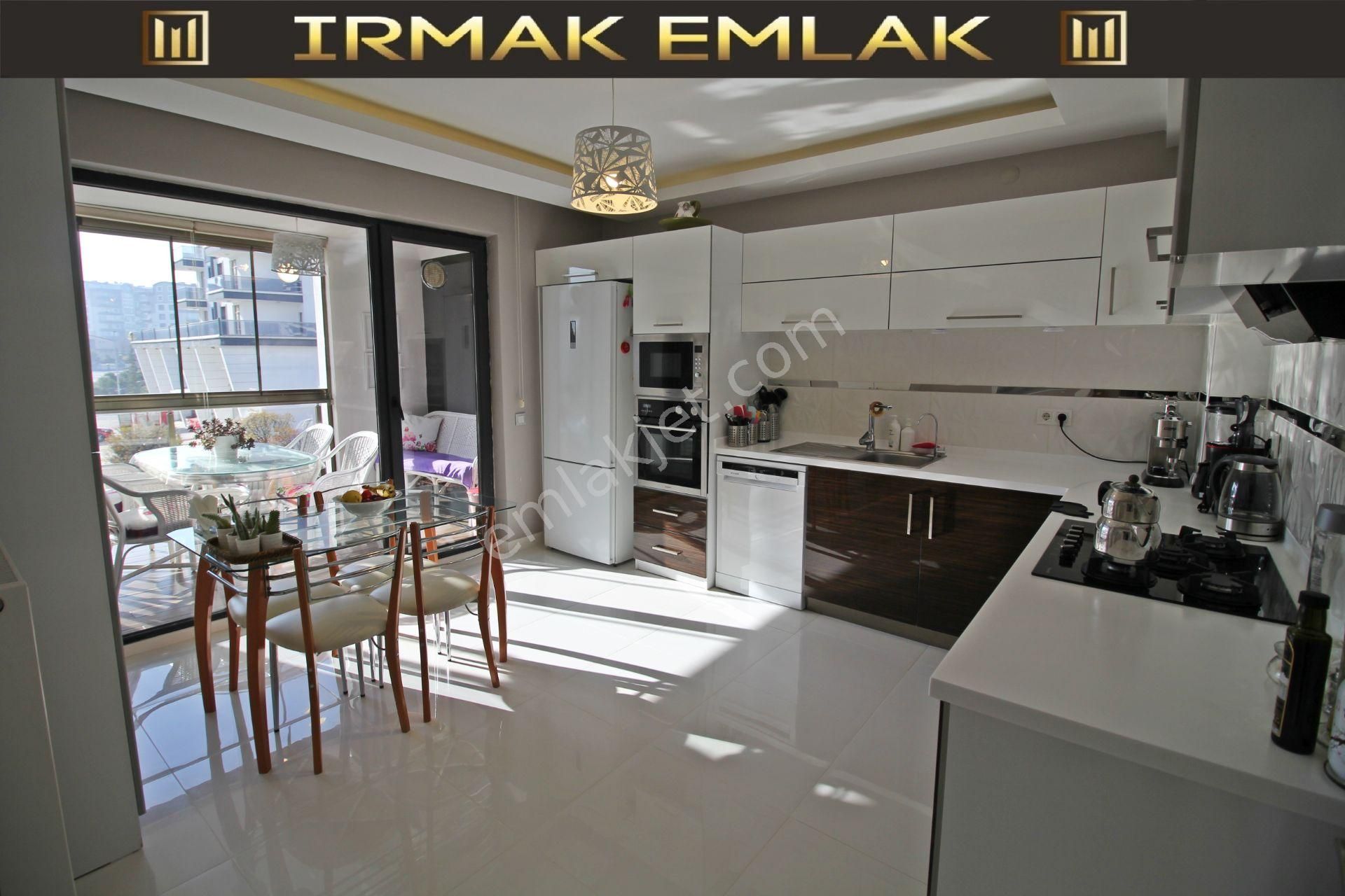 https://imaj.emlakjet.com/listing/14777858/2B83E3C6A8049A6D9689303AF04238E314400613.JPG