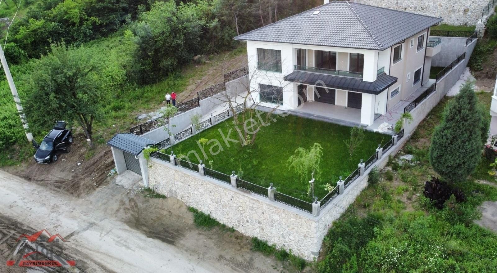 Geyve Karaçam Satılık Ticari İmarlı Sakarya Geyve Karaçam Mh. 1139 M2 4 Villa Veya 10 Adet Konut İmarlı