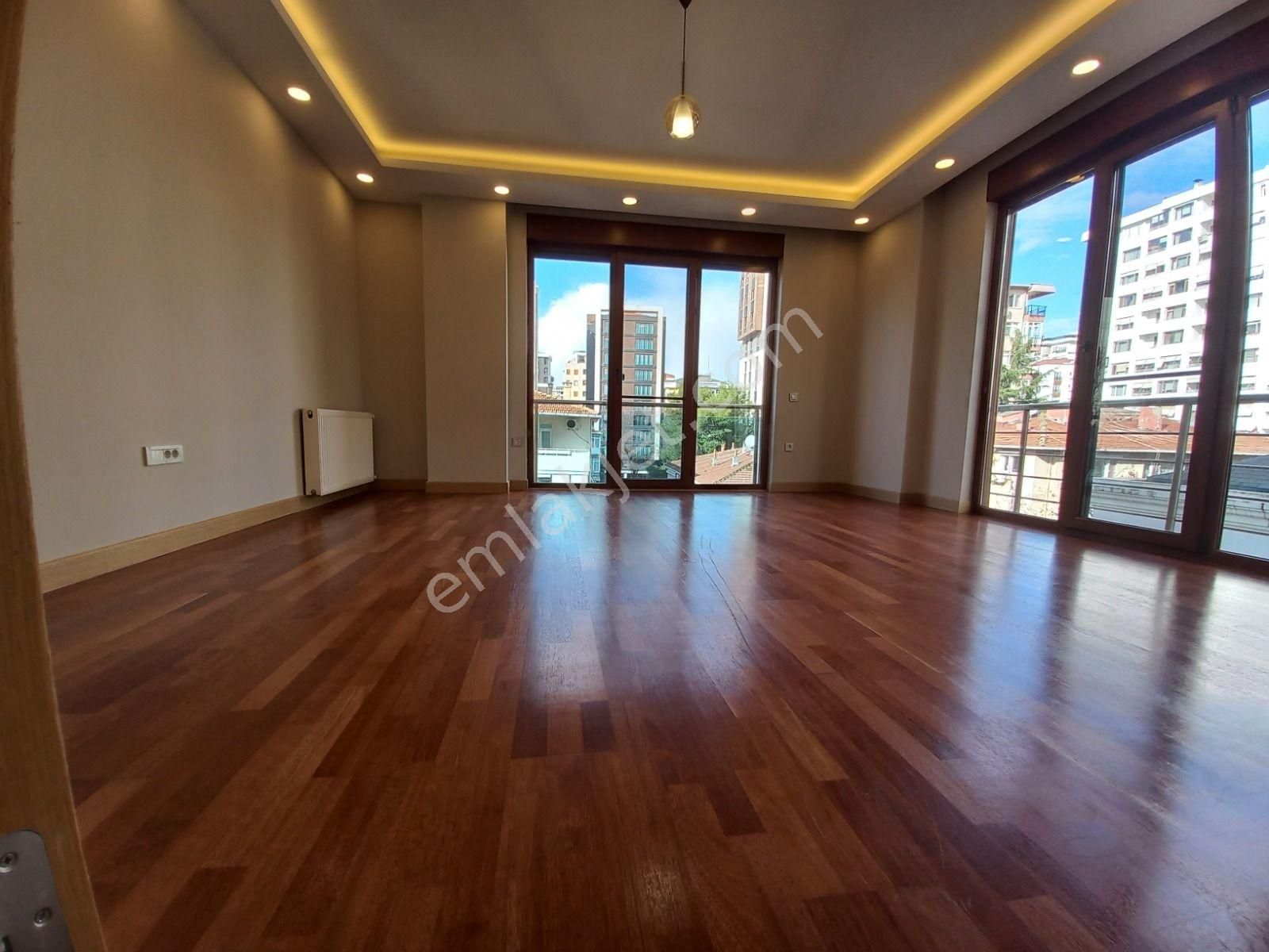 Kadıköy Caddebostan Satılık Daire  Ares'ten Bağdat'a Yakın 2008 Yapım Lüks 3+1 125 M² Satılık Daire